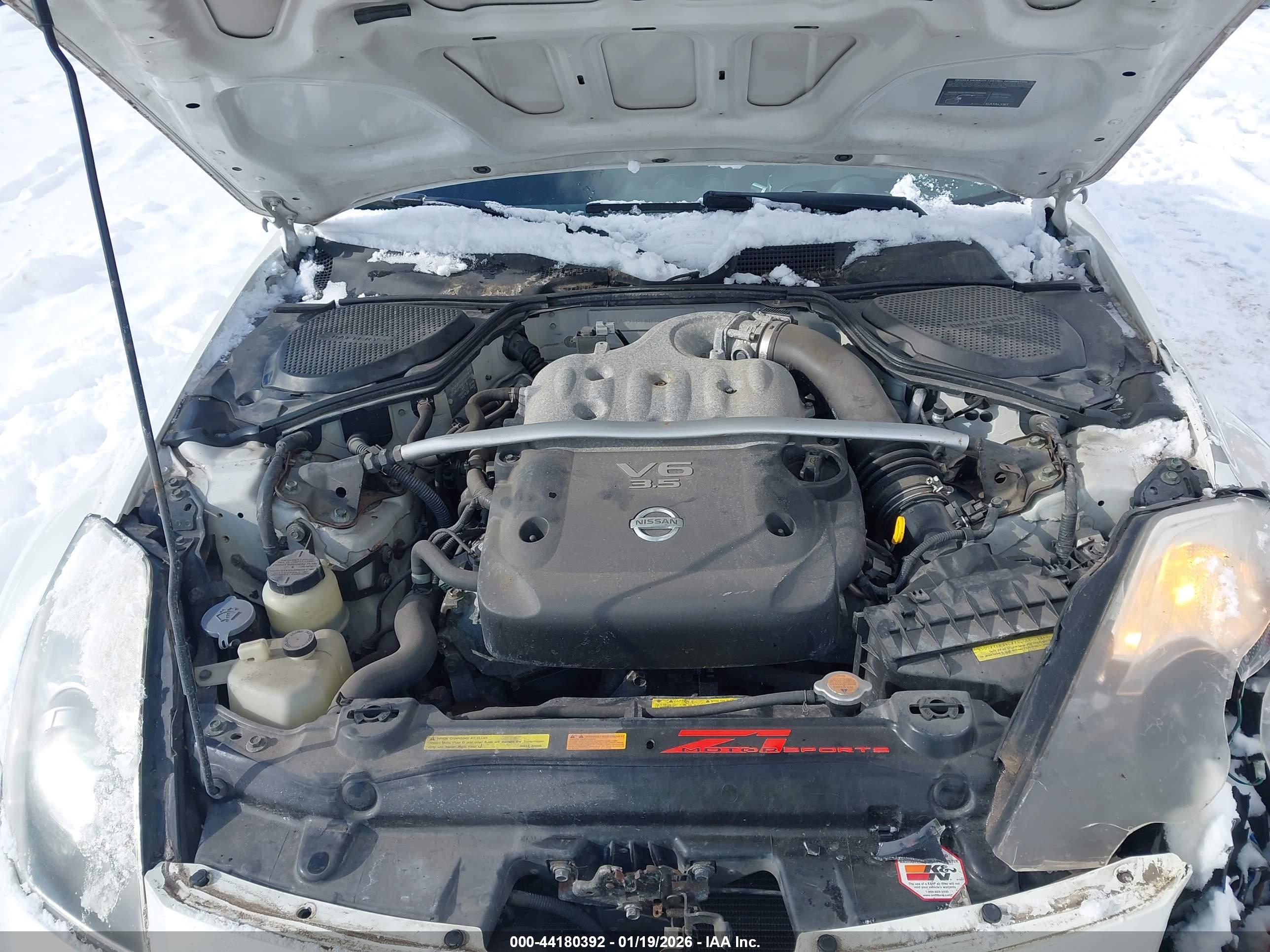 NISSAN 350Z image 10