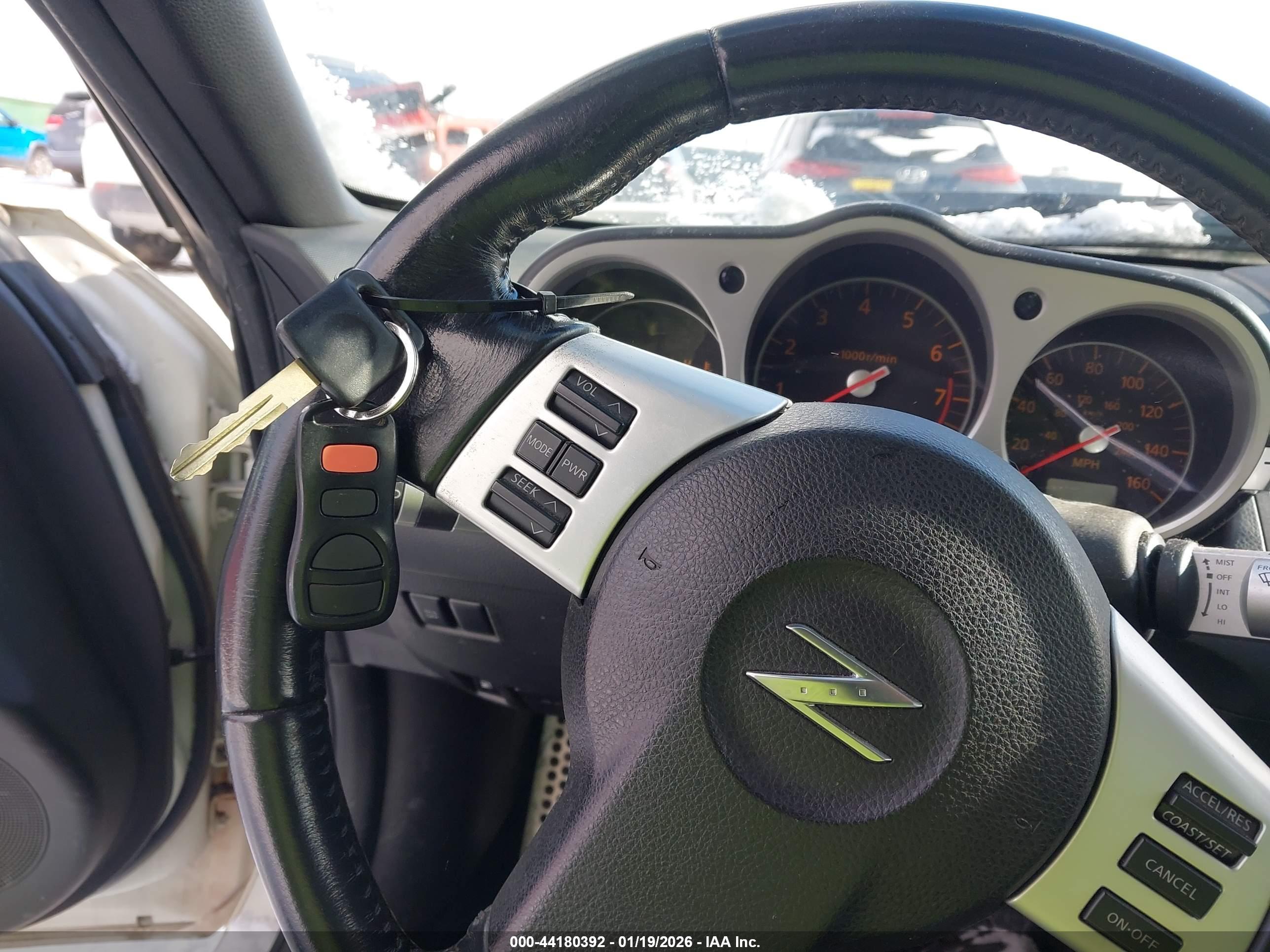 NISSAN 350Z image 11