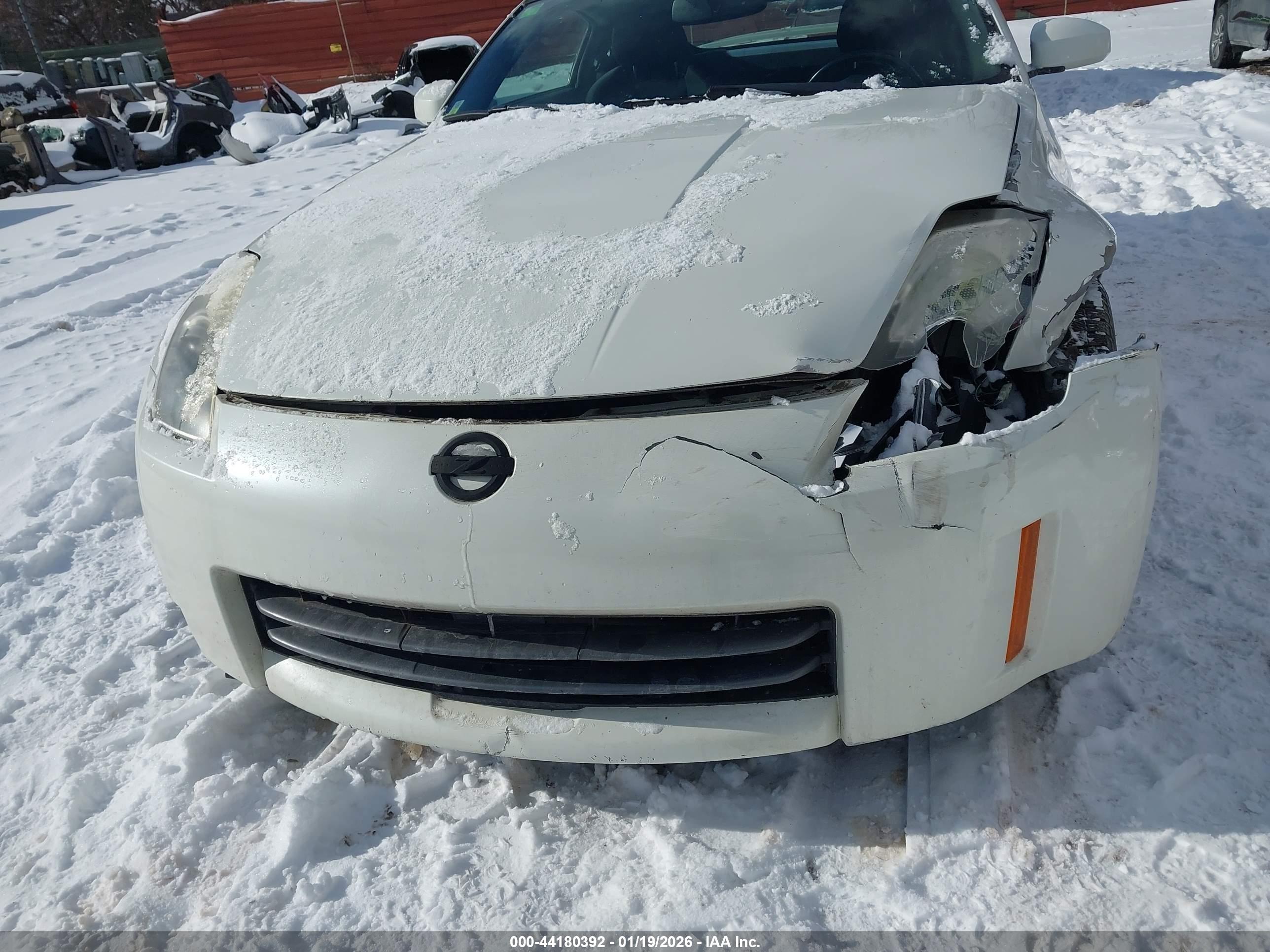 NISSAN 350Z image 6