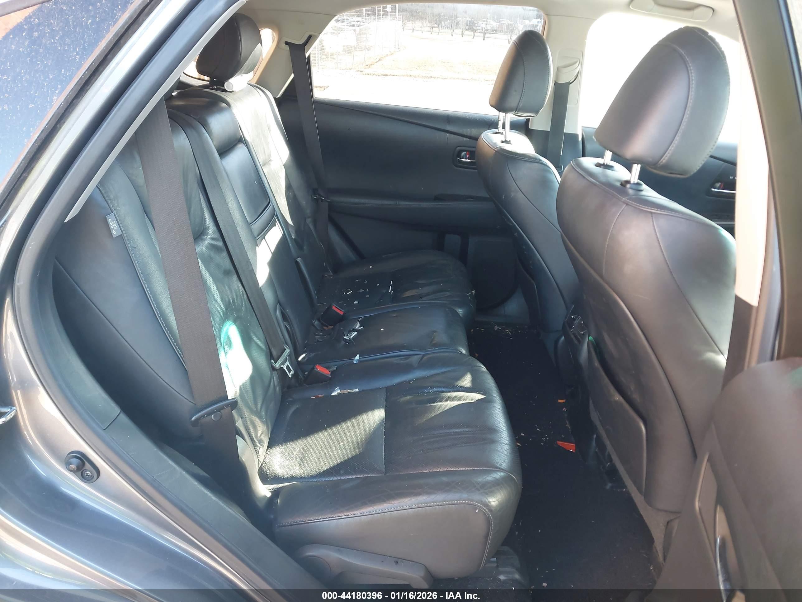 LEXUS RX image 8