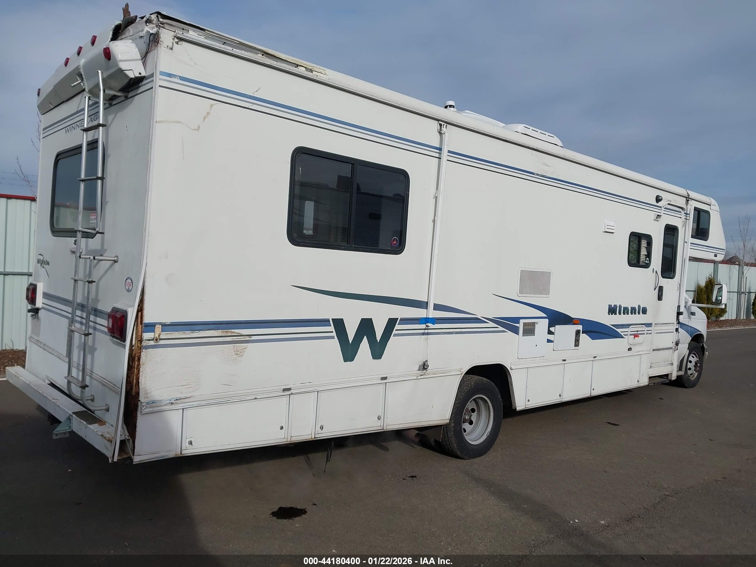 FORD E-450 image 4