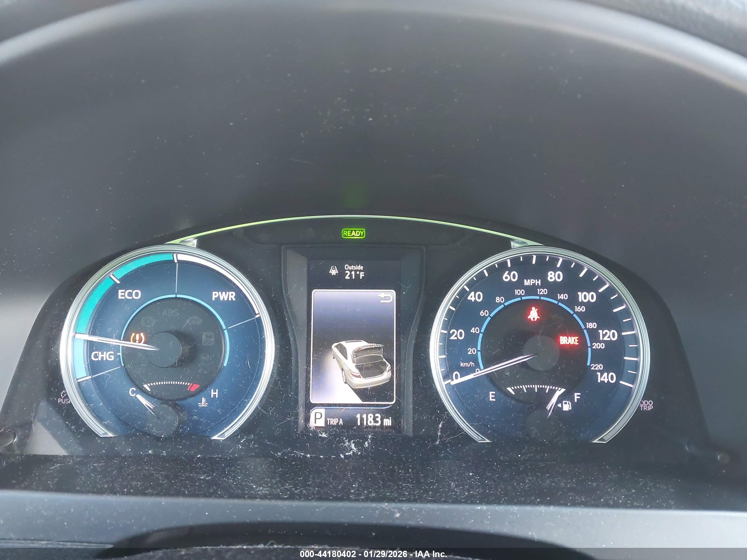TOYOTA CAMRY image 7