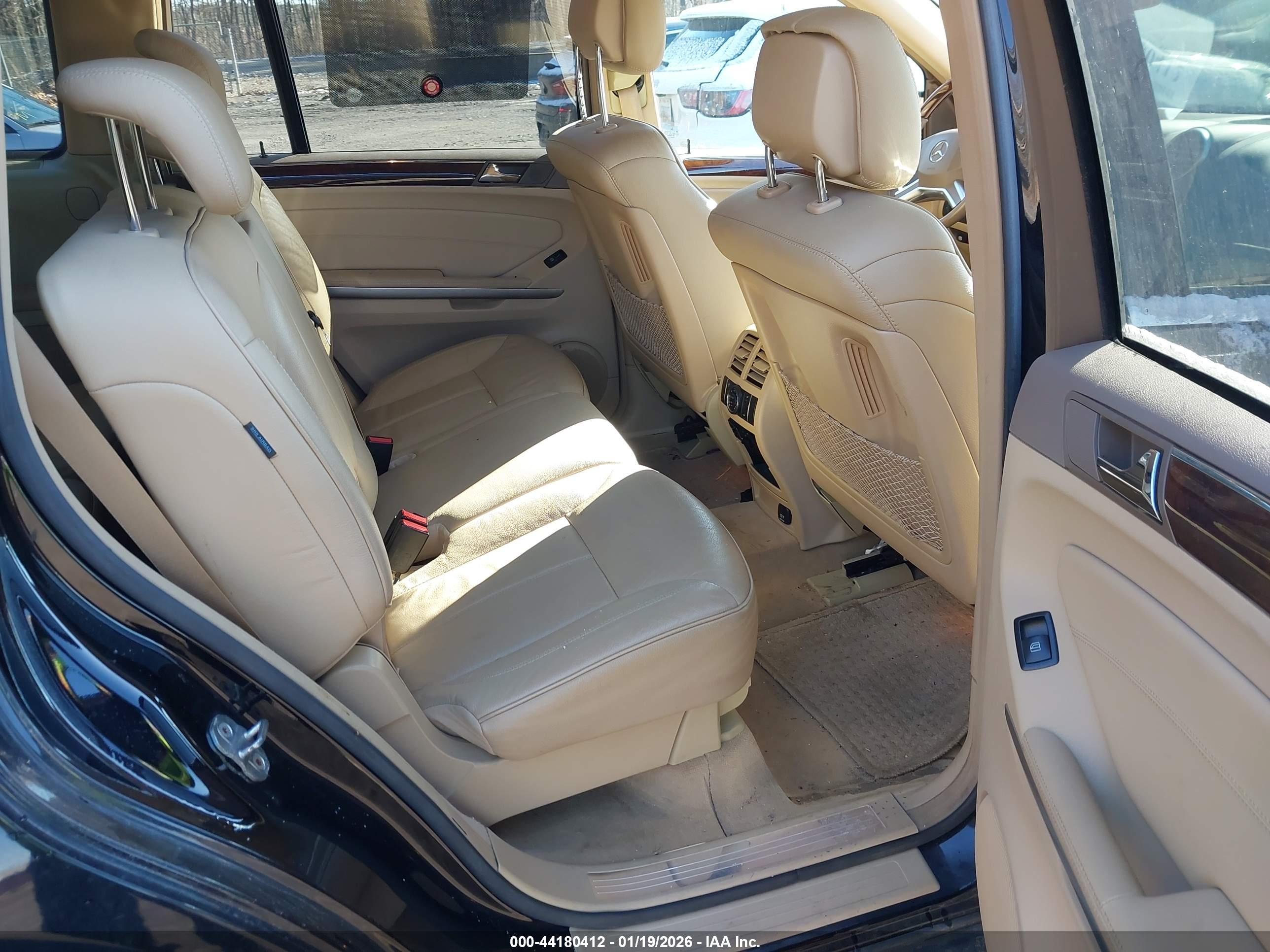 MERCEDES-BENZ GL image 8