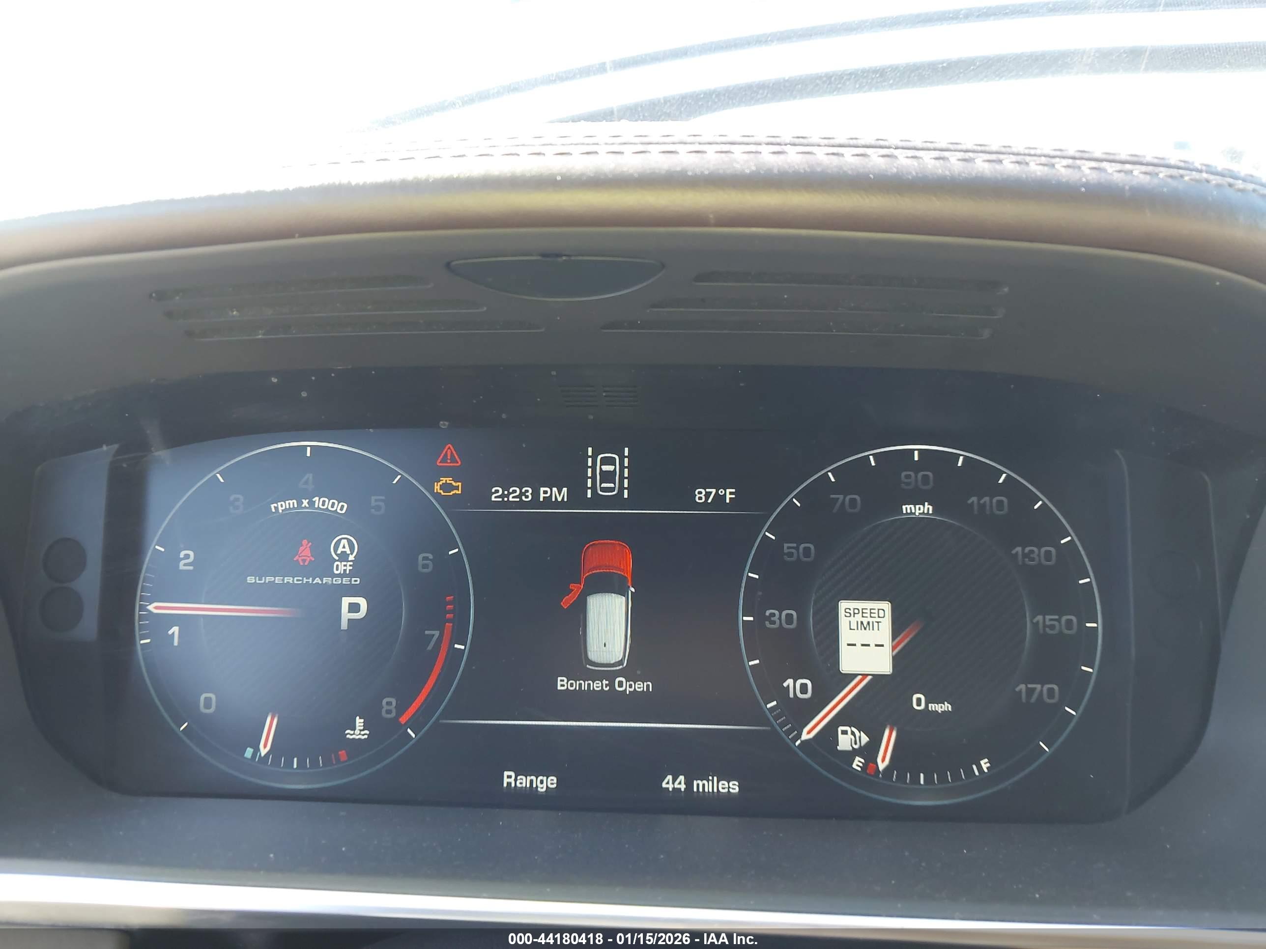 LAND ROVER image 7