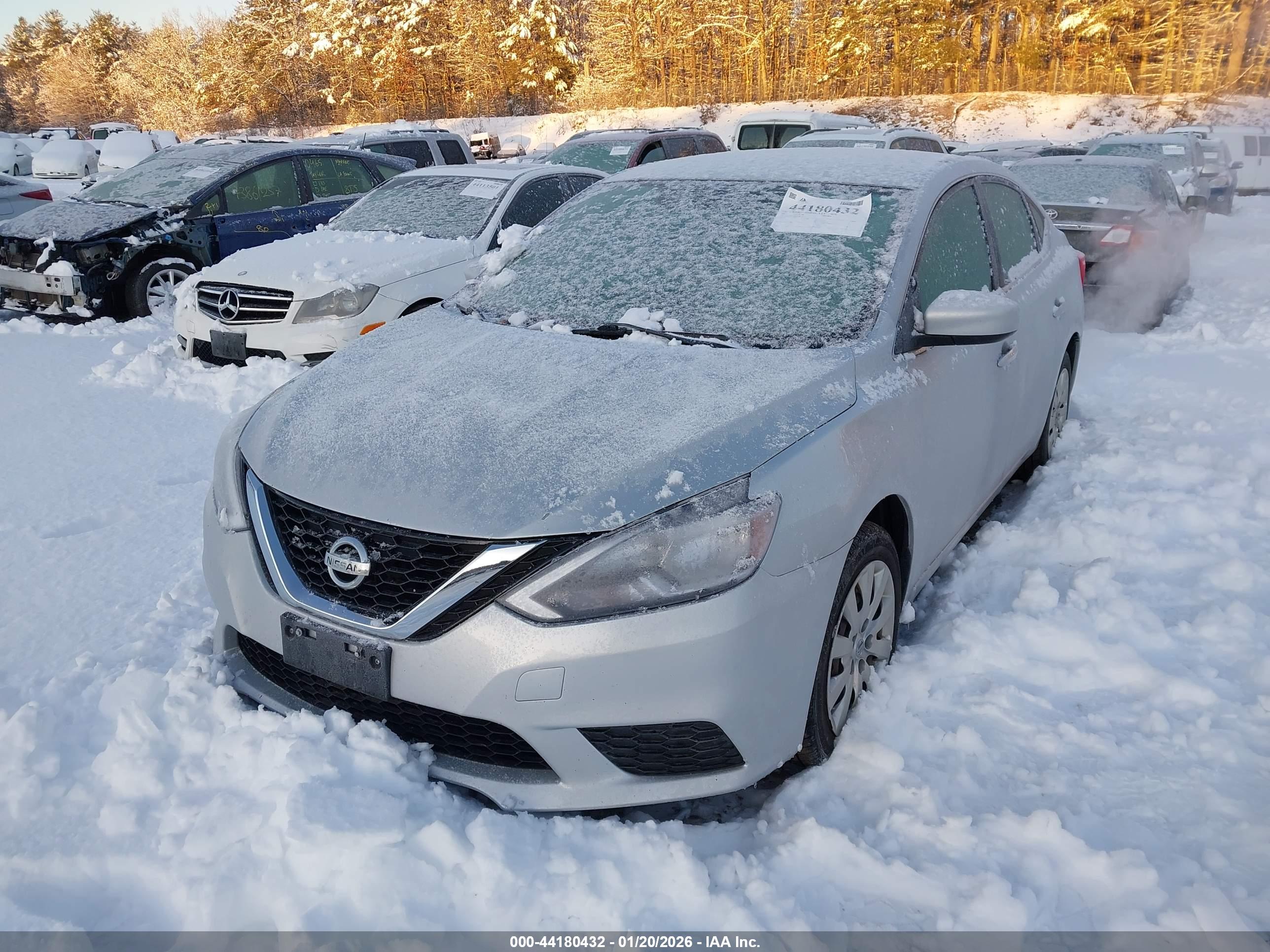 NISSAN SENTRA image 2