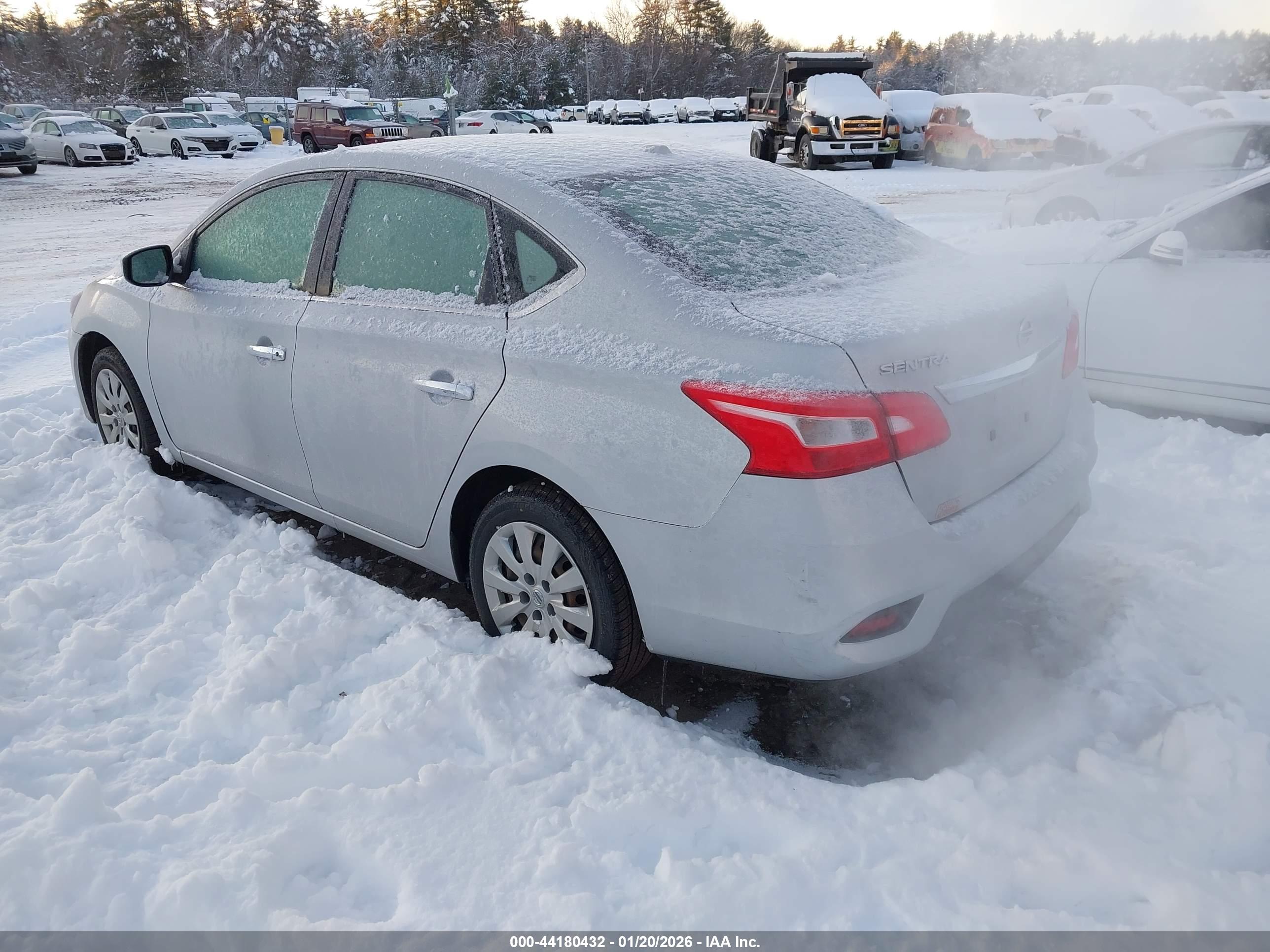 NISSAN SENTRA image 3