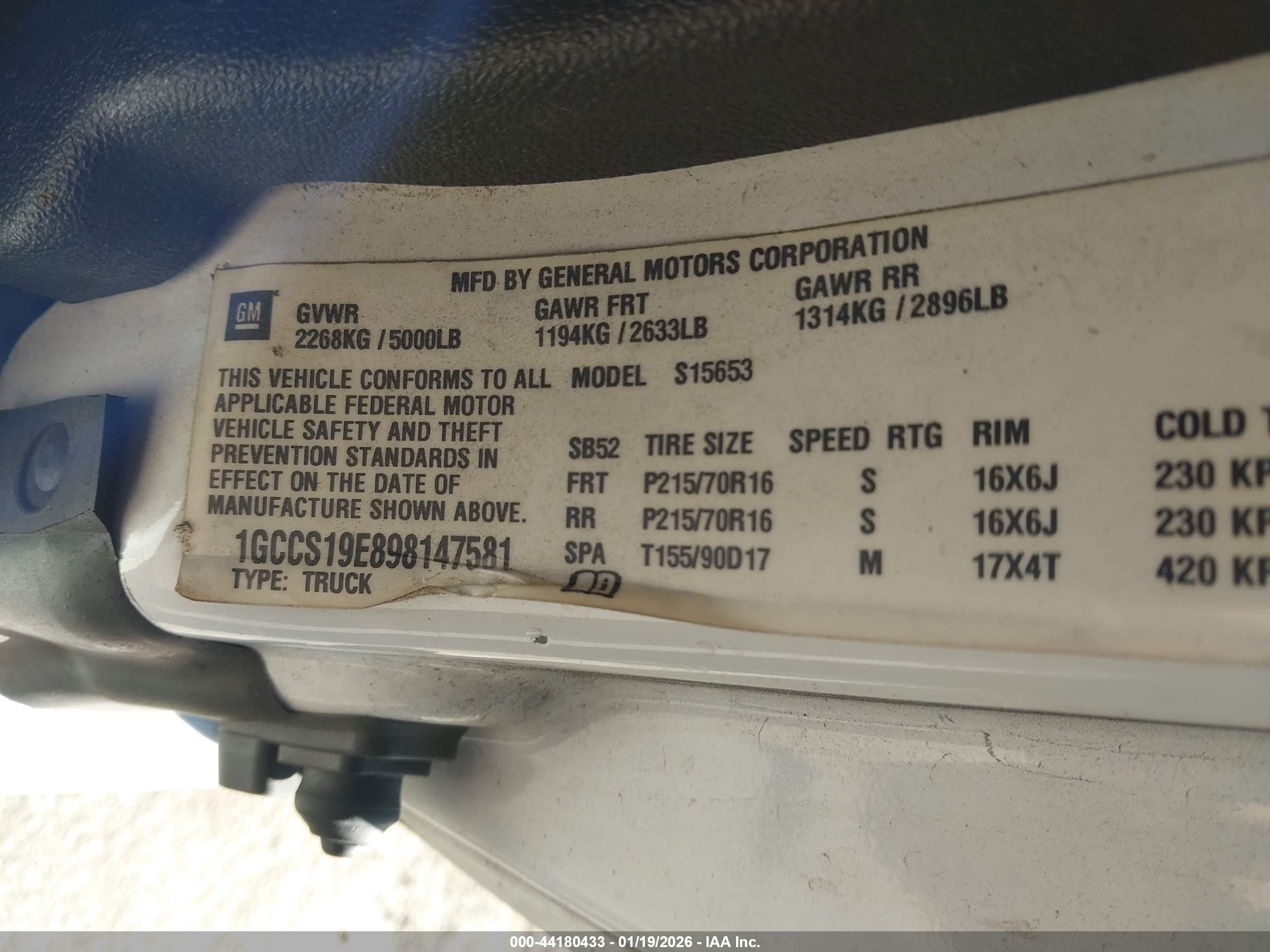 CHEVROLET COLORADO image 9