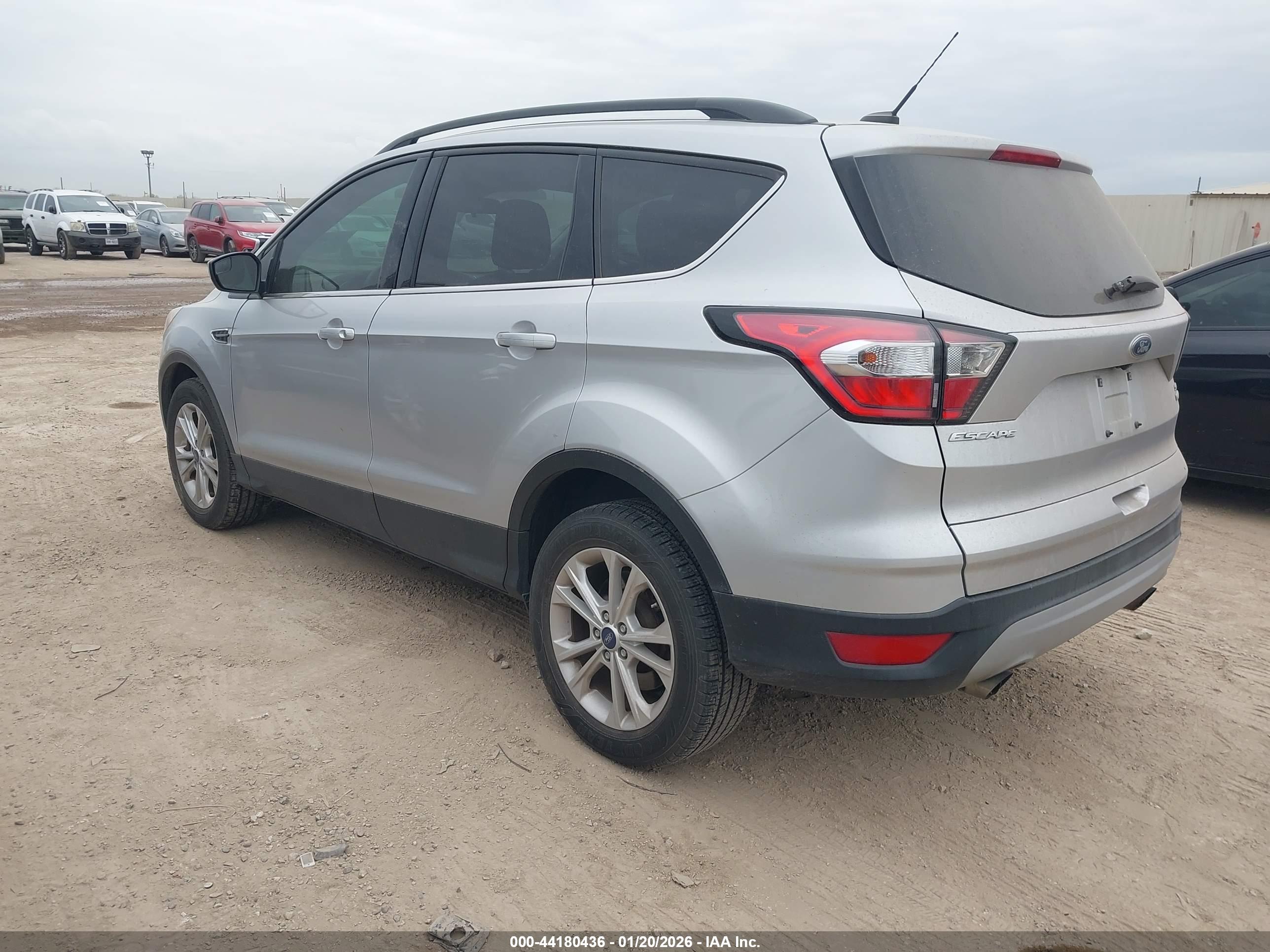 FORD ESCAPE image 3