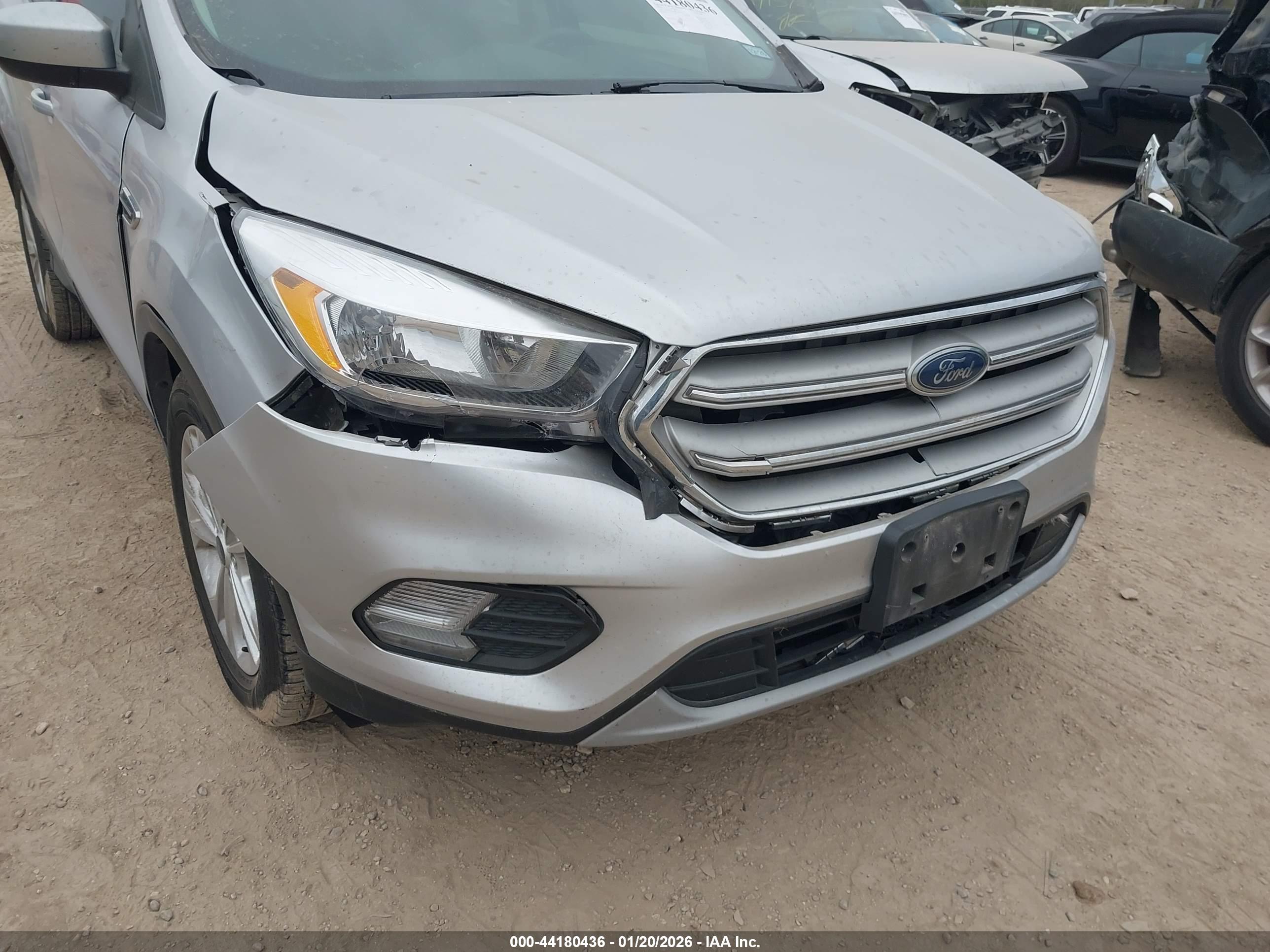 FORD ESCAPE image 6