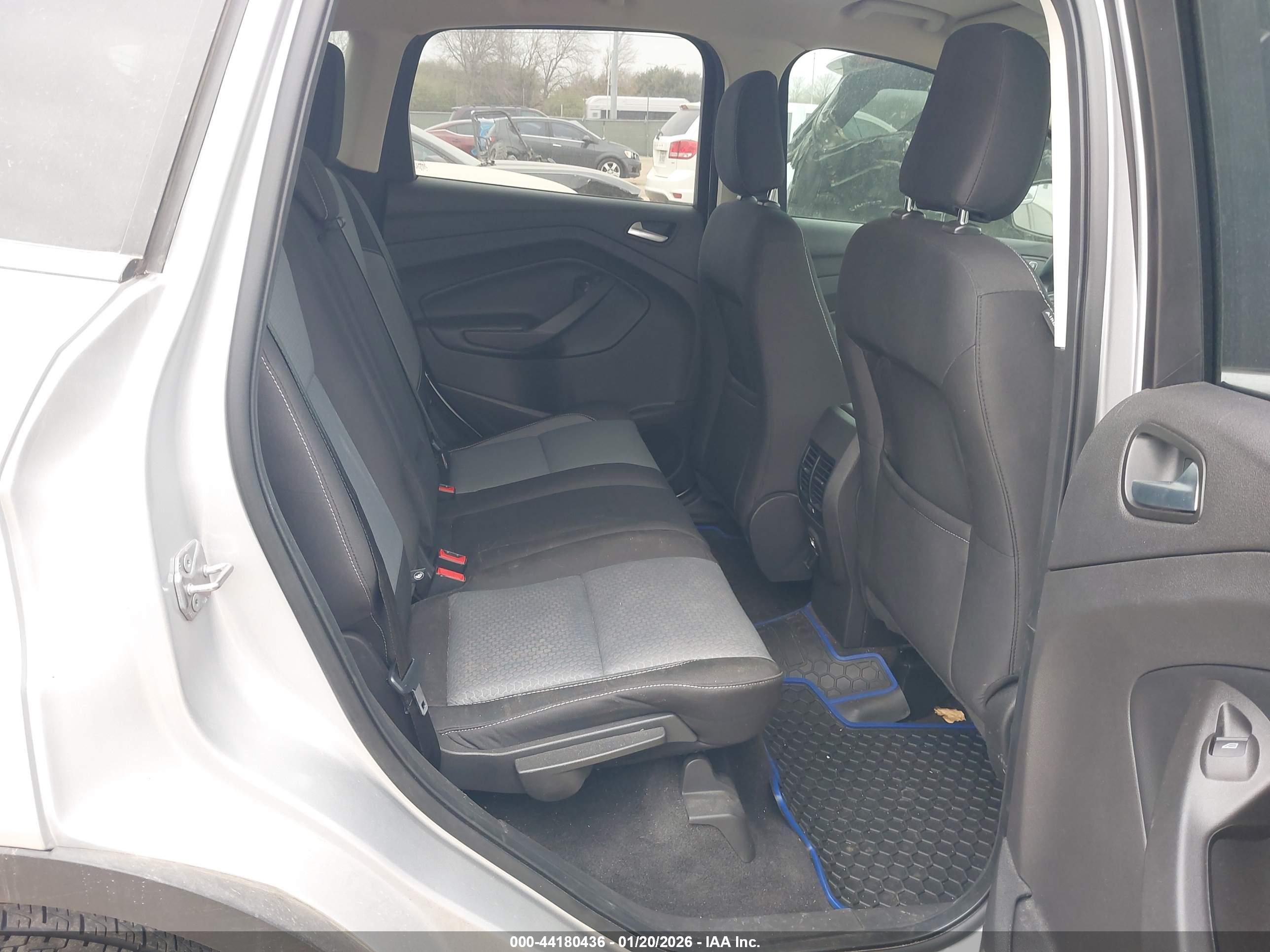 FORD ESCAPE image 8