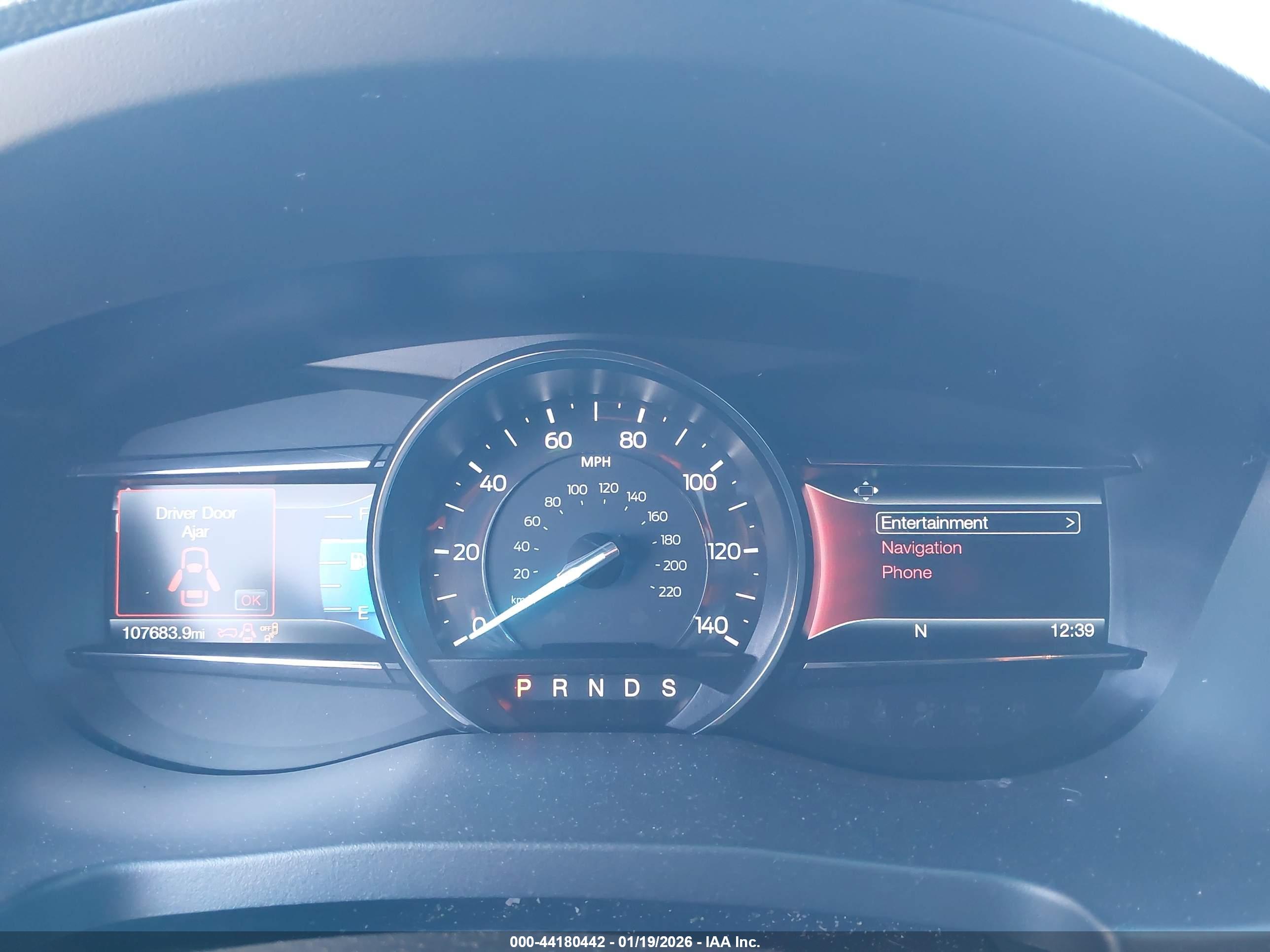 FORD EXPLORER image 7