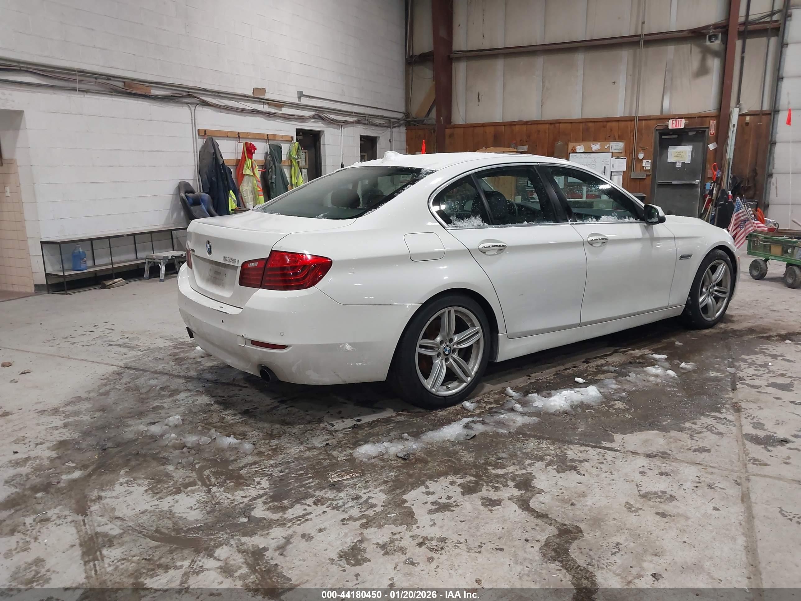 BMW 535I image 4