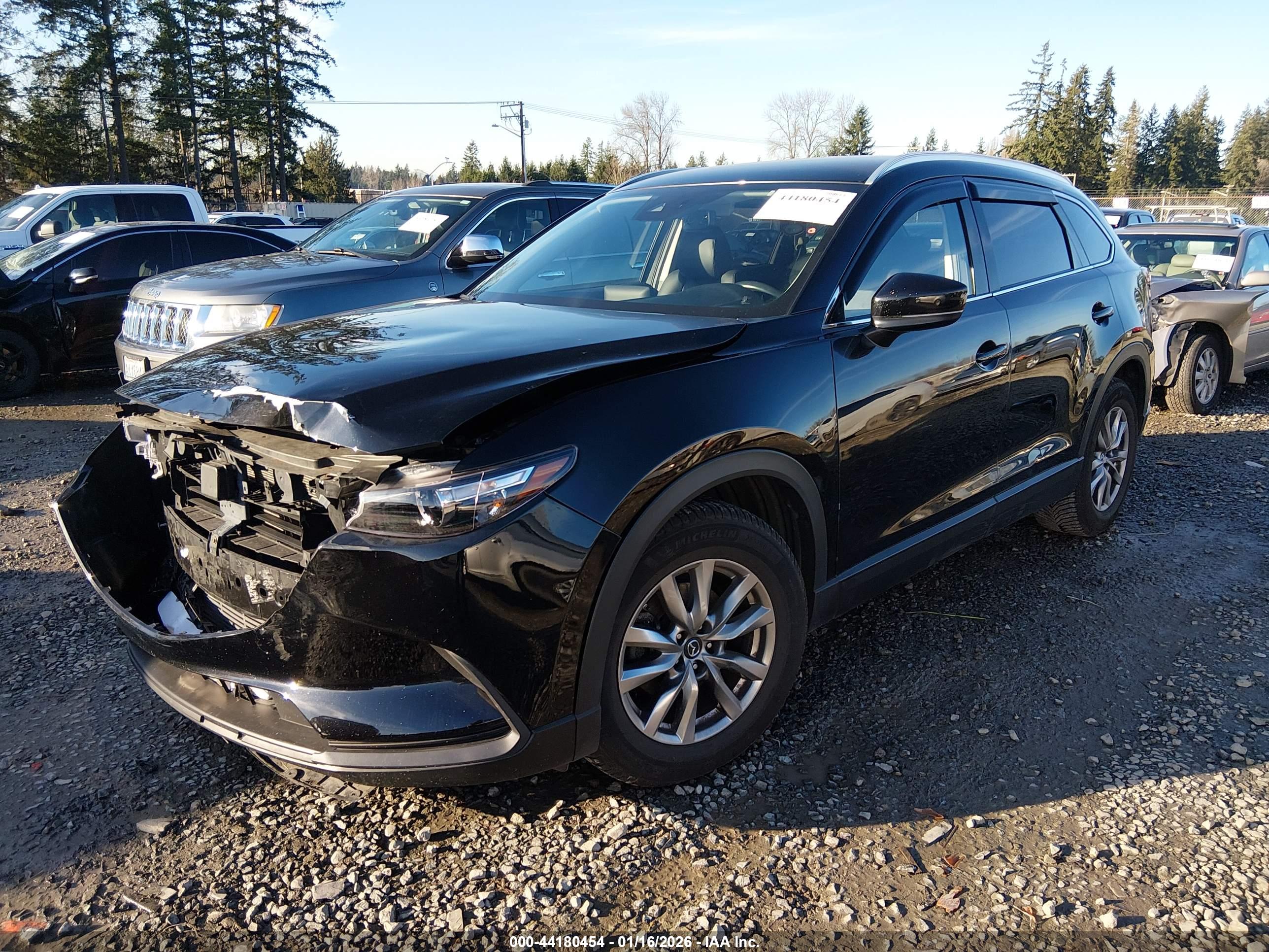 MAZDA CX-9 image 2