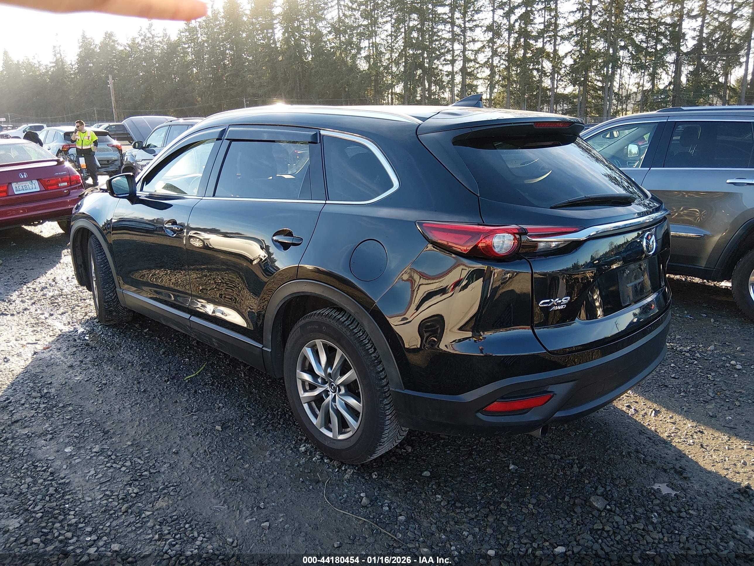 MAZDA CX-9 image 3