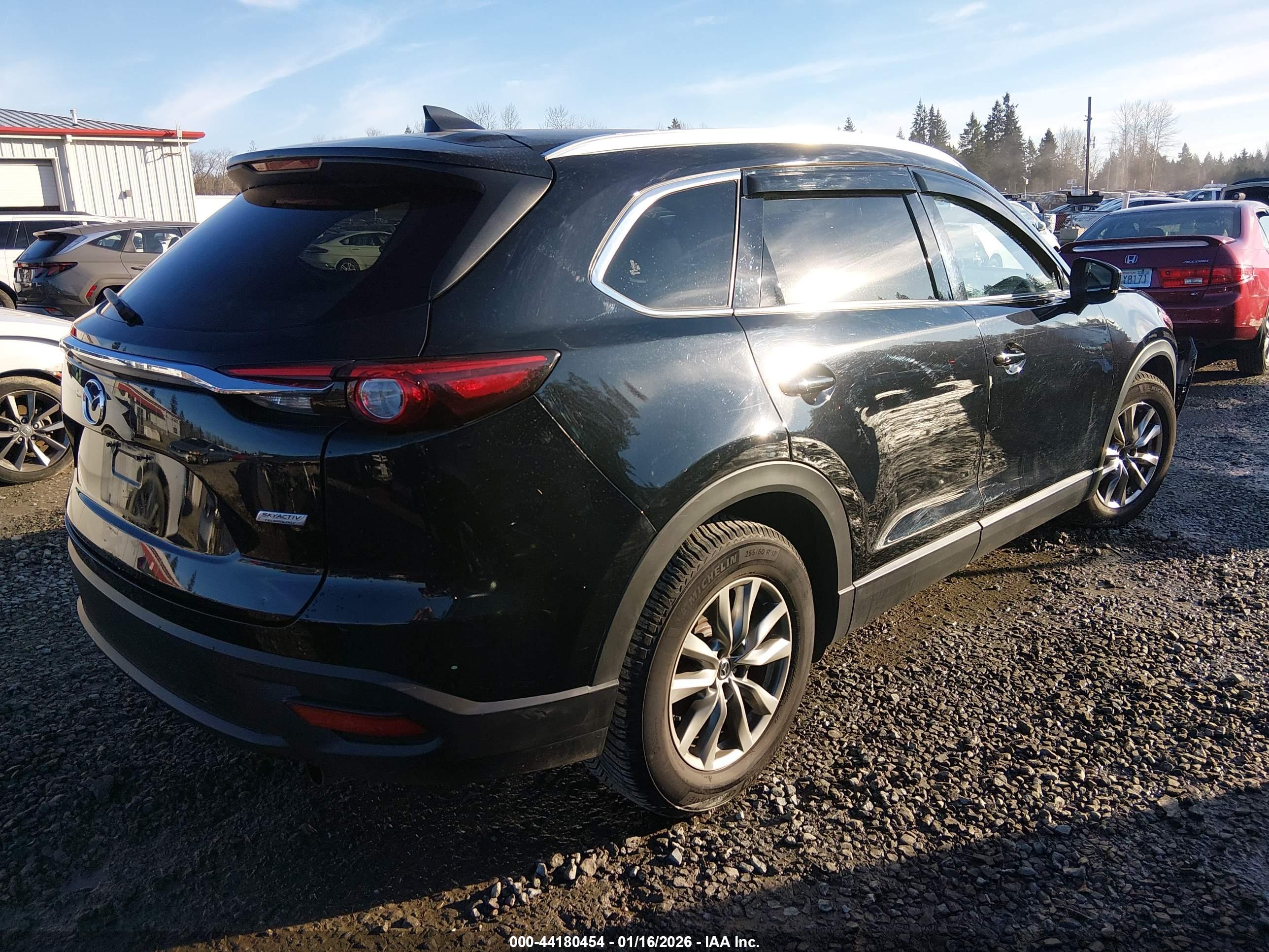 MAZDA CX-9 image 4