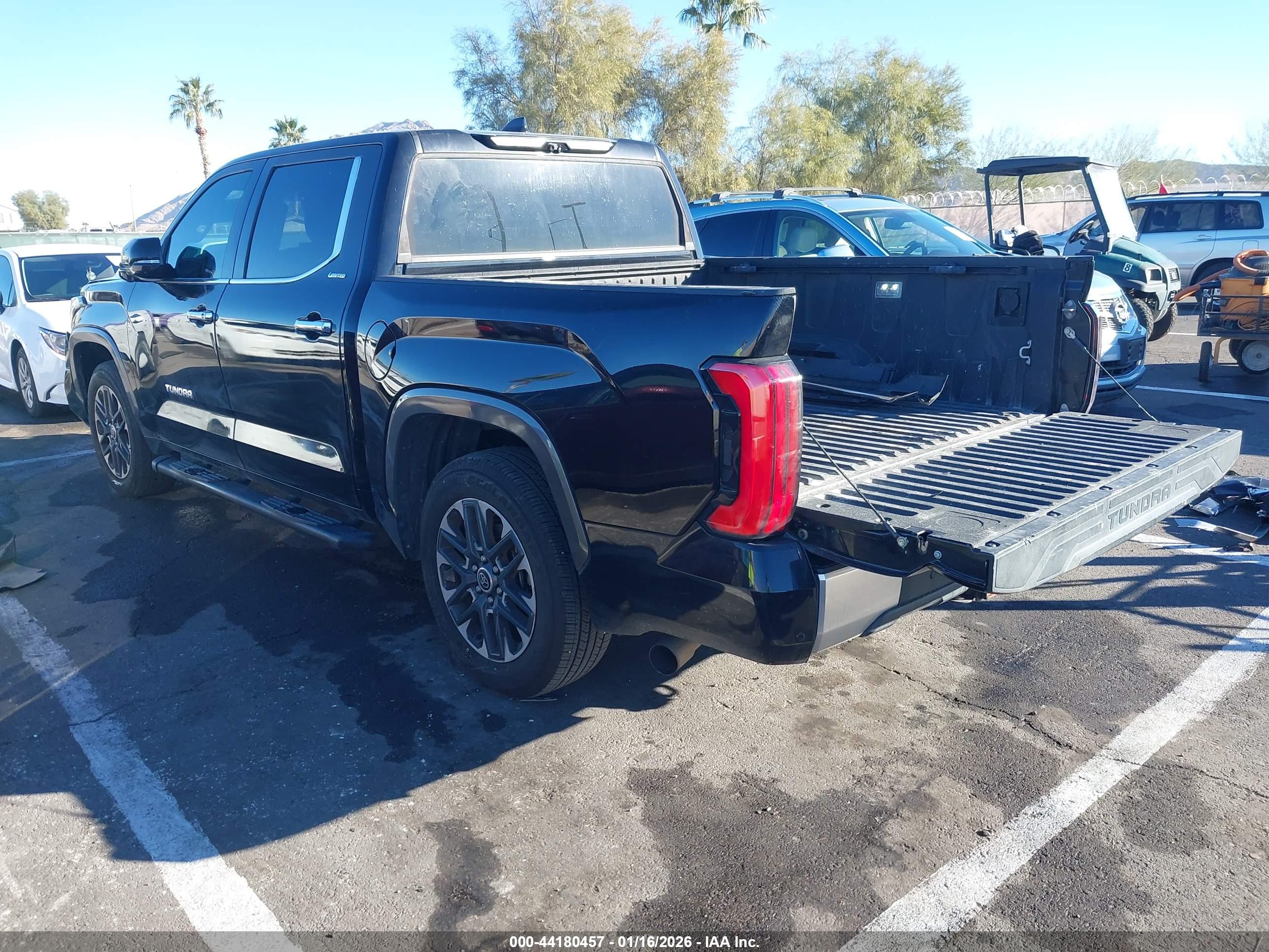 TOYOTA TUNDRA image 3