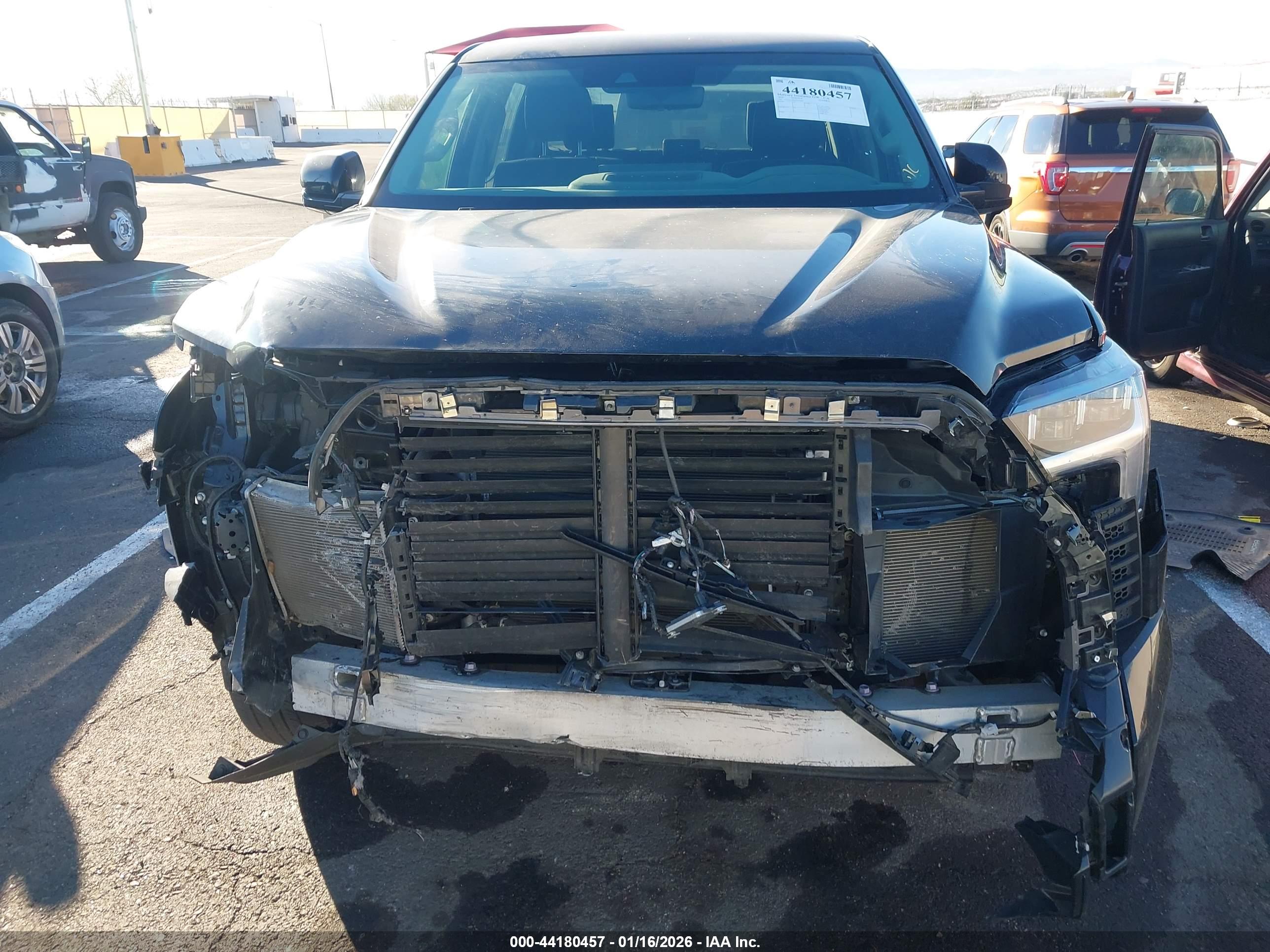 TOYOTA TUNDRA image 6