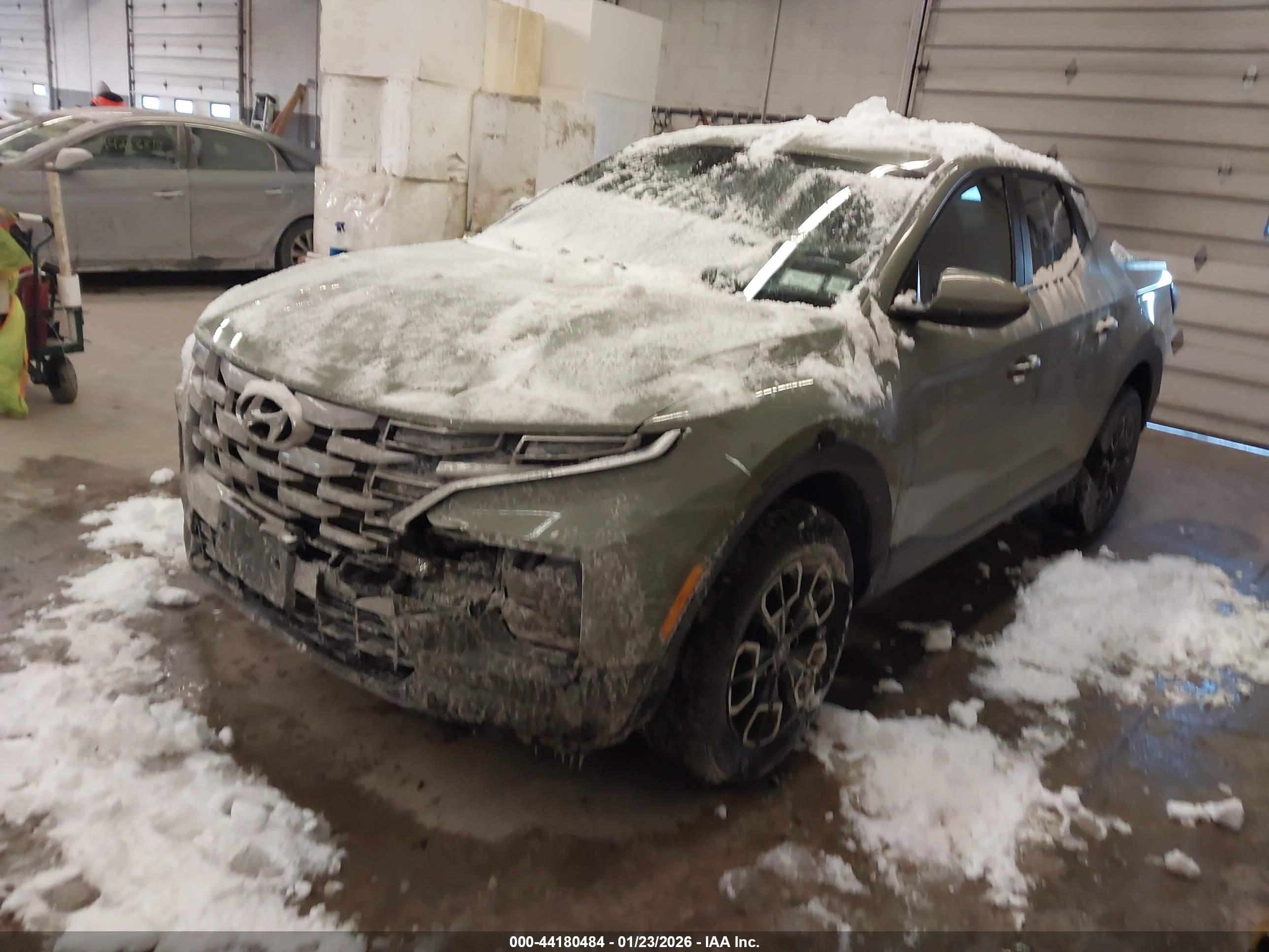 HYUNDAI SANTA image 2