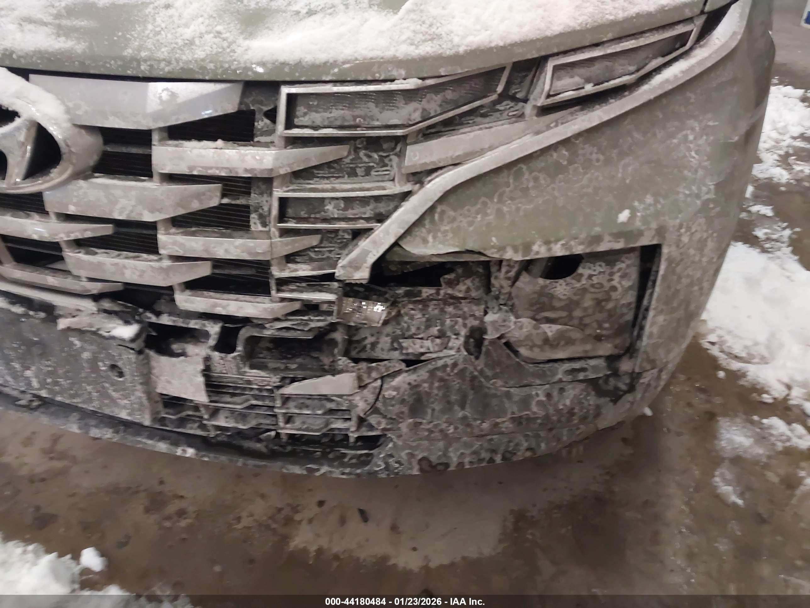 HYUNDAI SANTA image 6