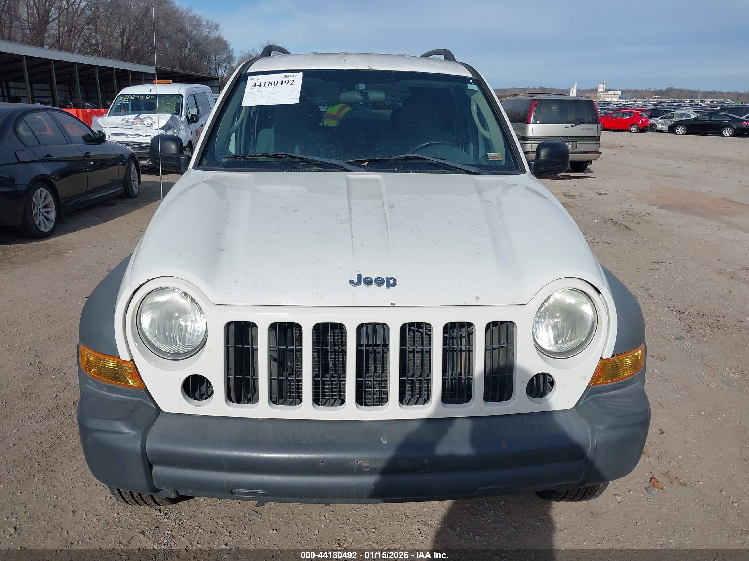 JEEP LIBERTY image 6