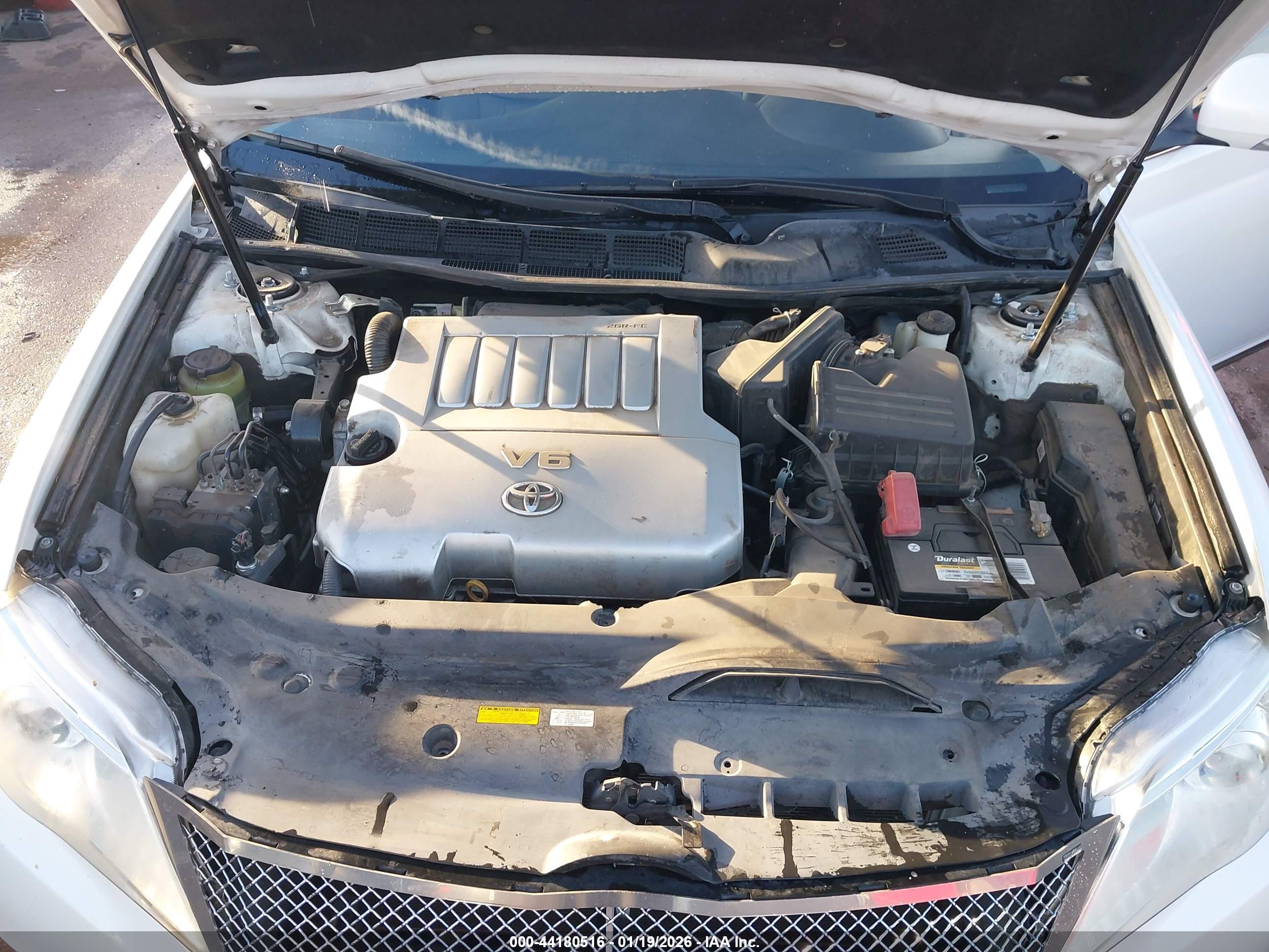 TOYOTA AVALON image 10