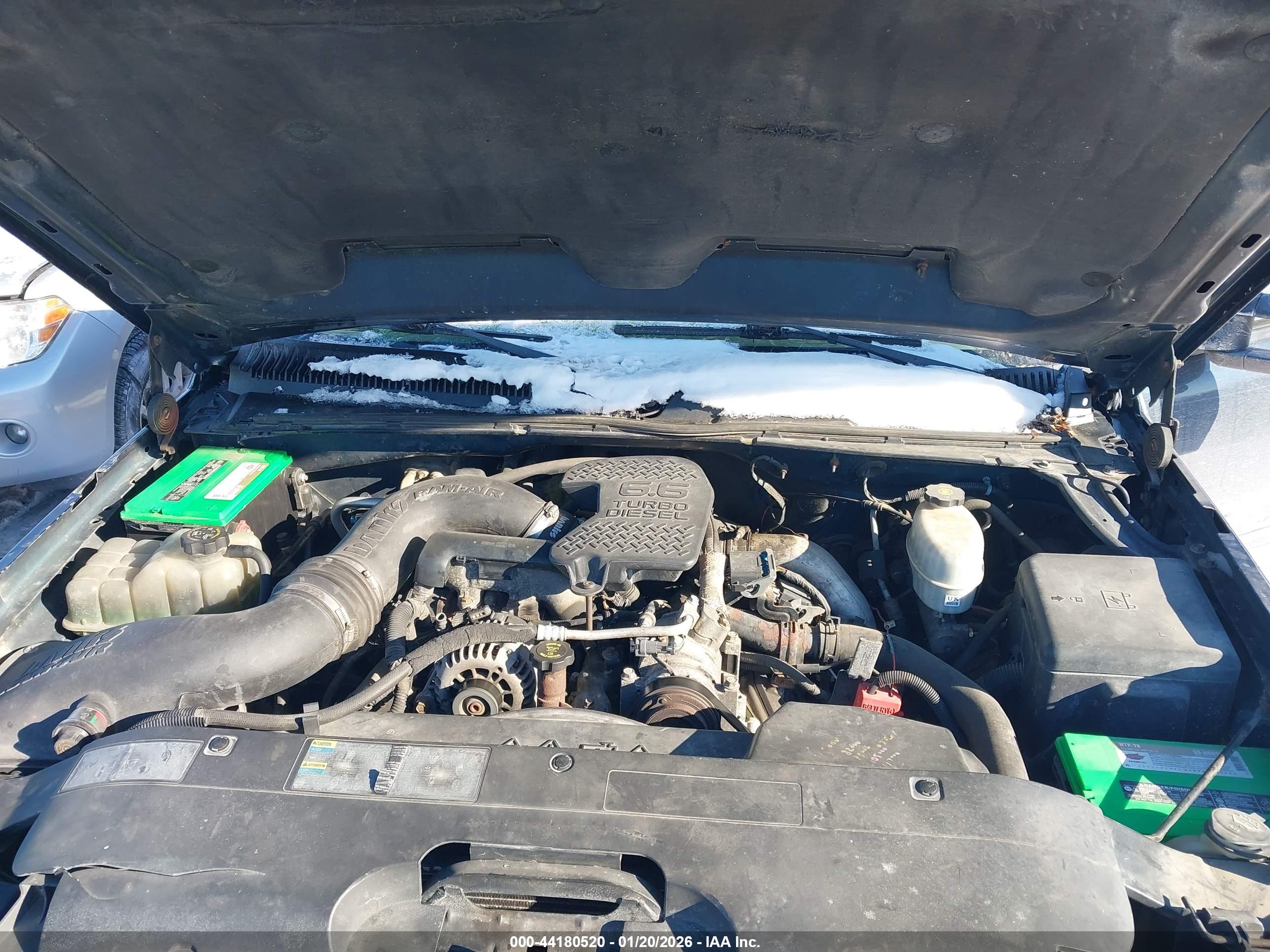 CHEVROLET SILVERADO image 10