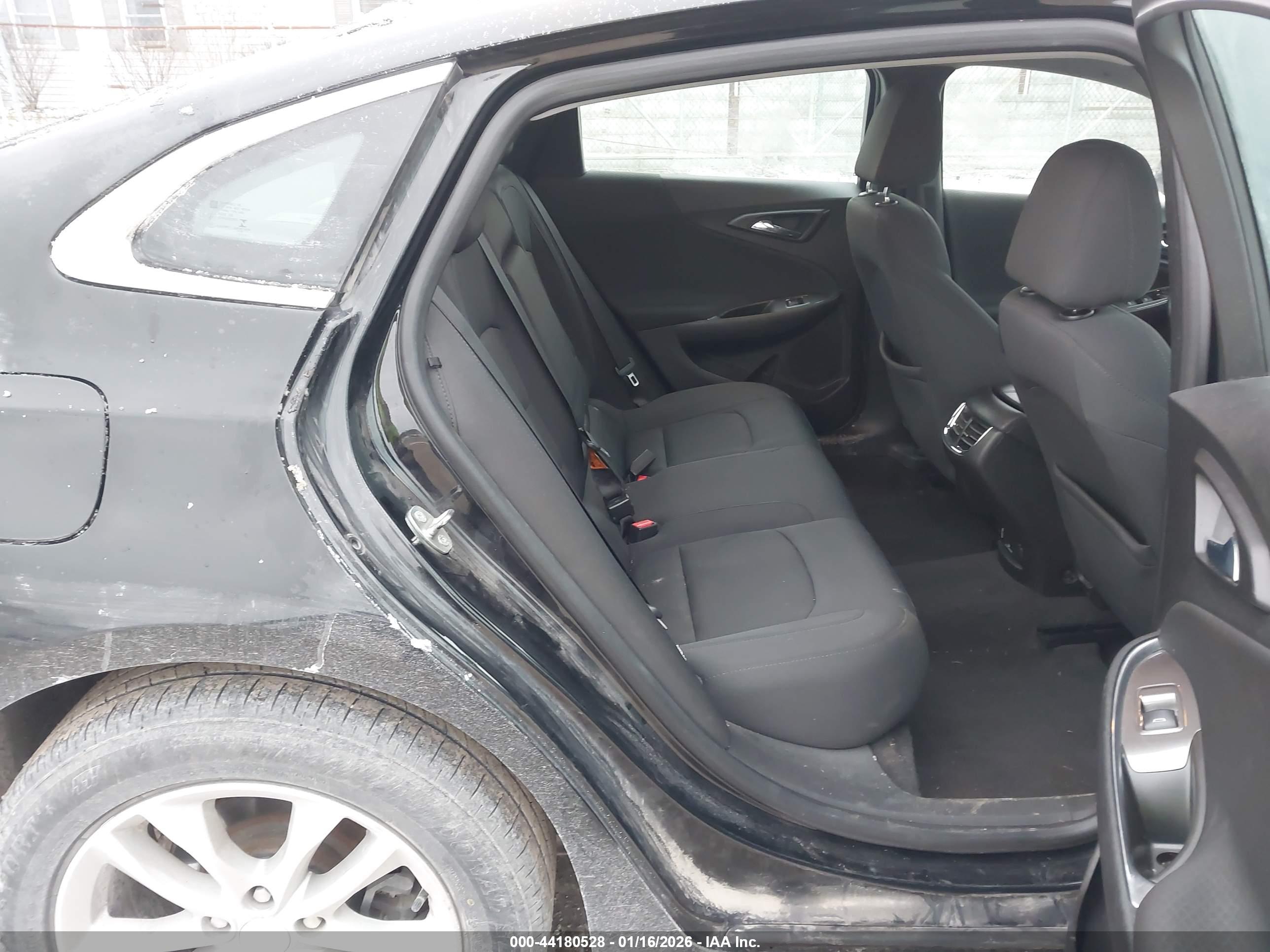 CHEVROLET MALIBU image 8