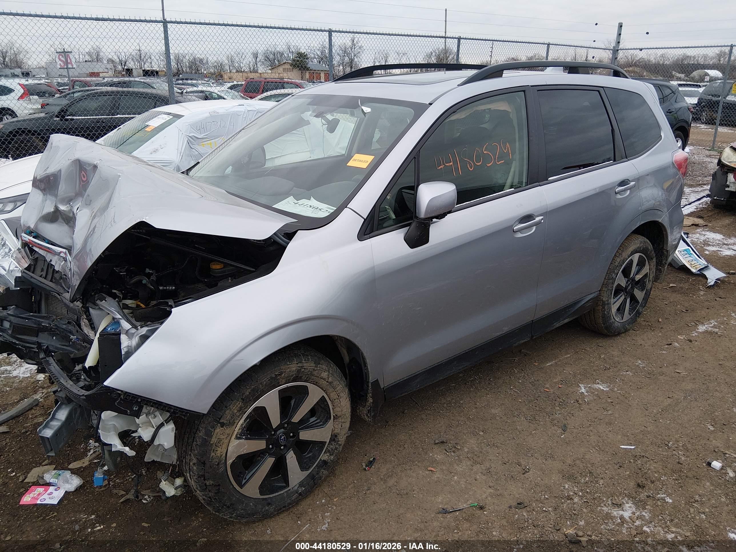 SUBARU FORESTER image 2