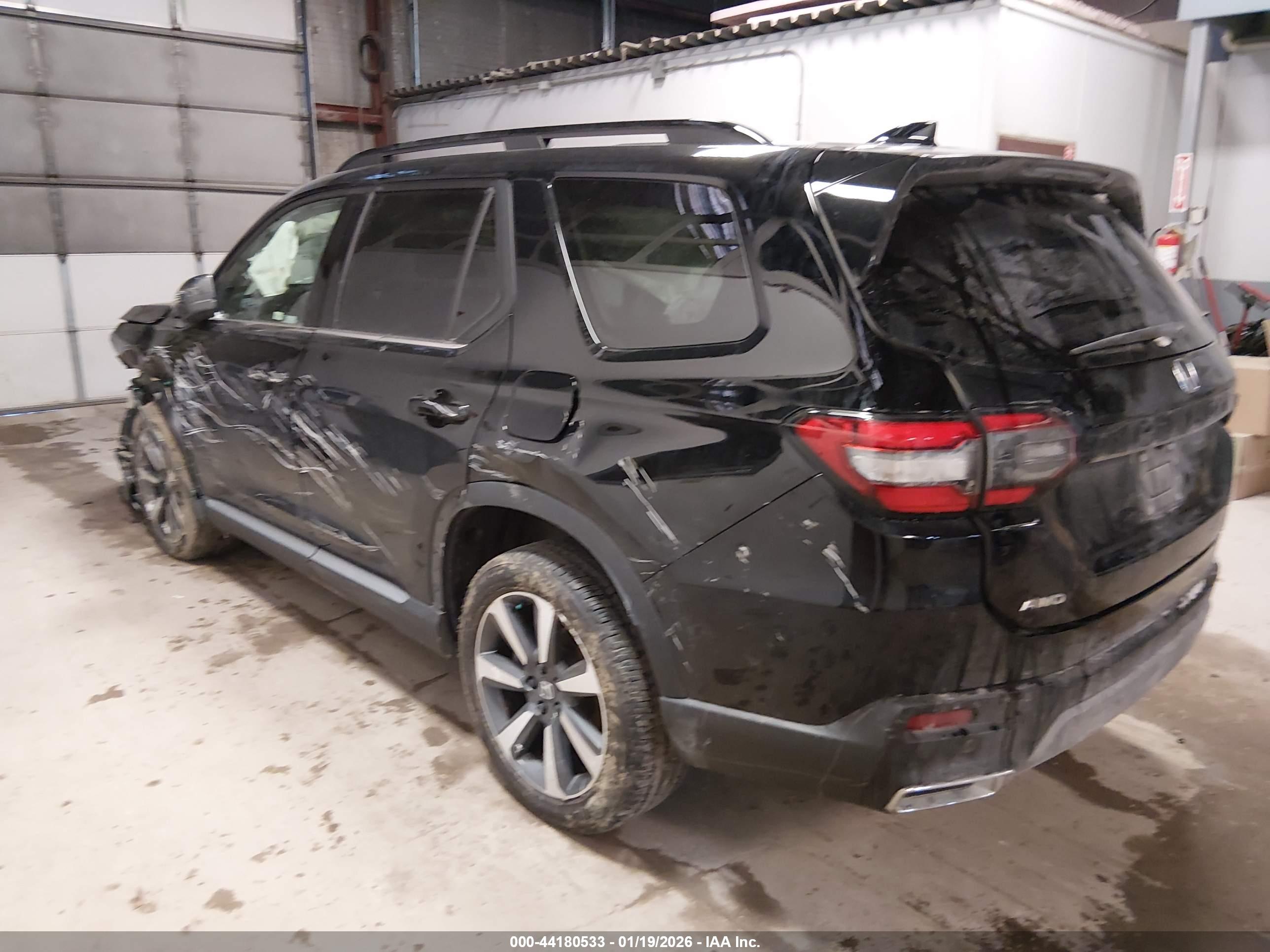 HONDA PILOT image 3