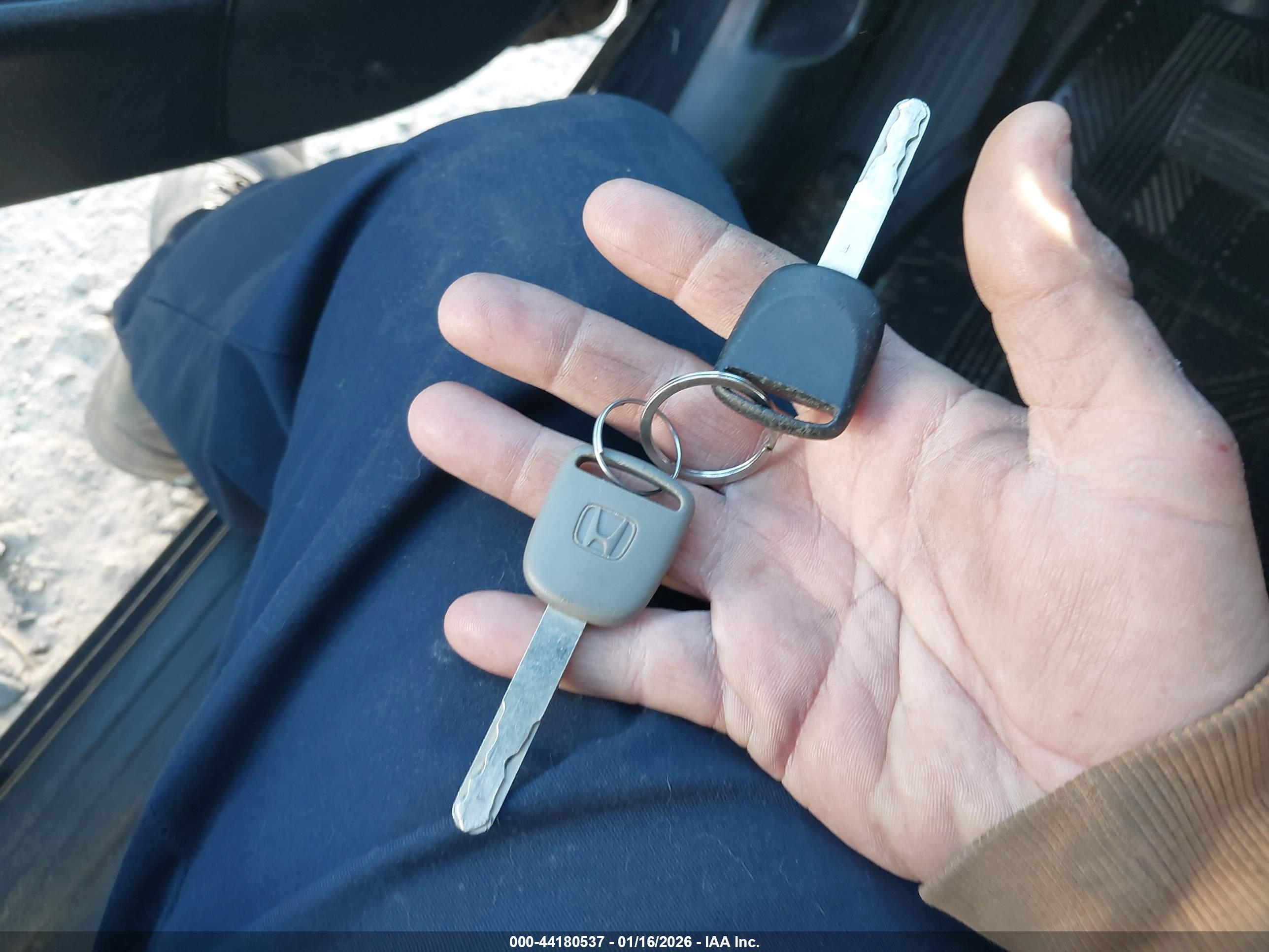 HONDA CIVIC image 11