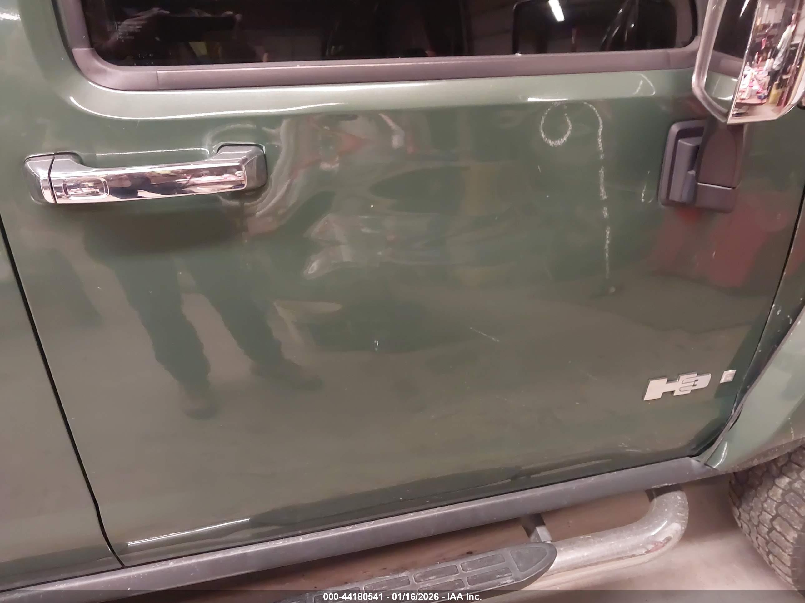 HUMMER H3 image 6