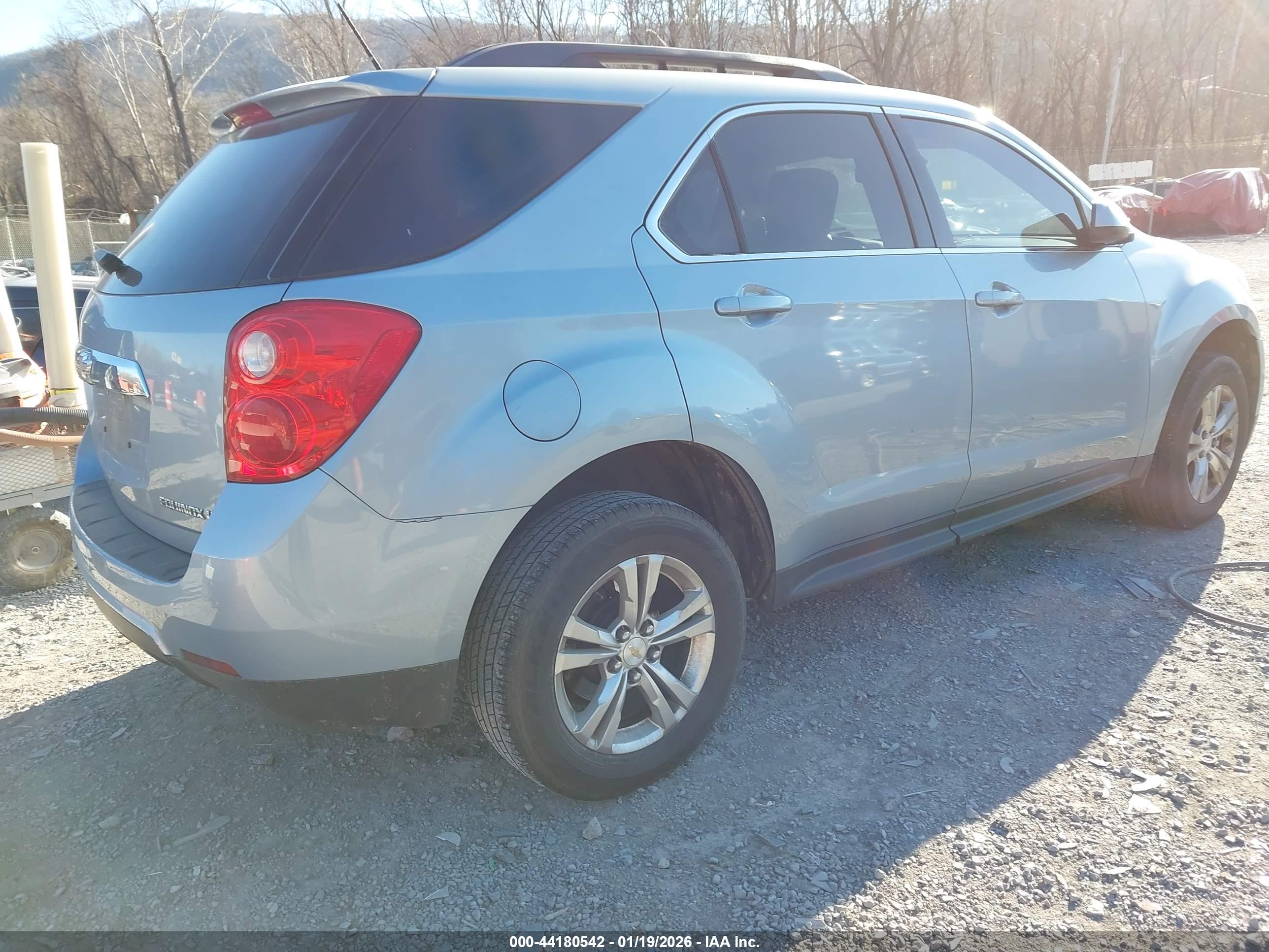 CHEVROLET EQUINOX image 4