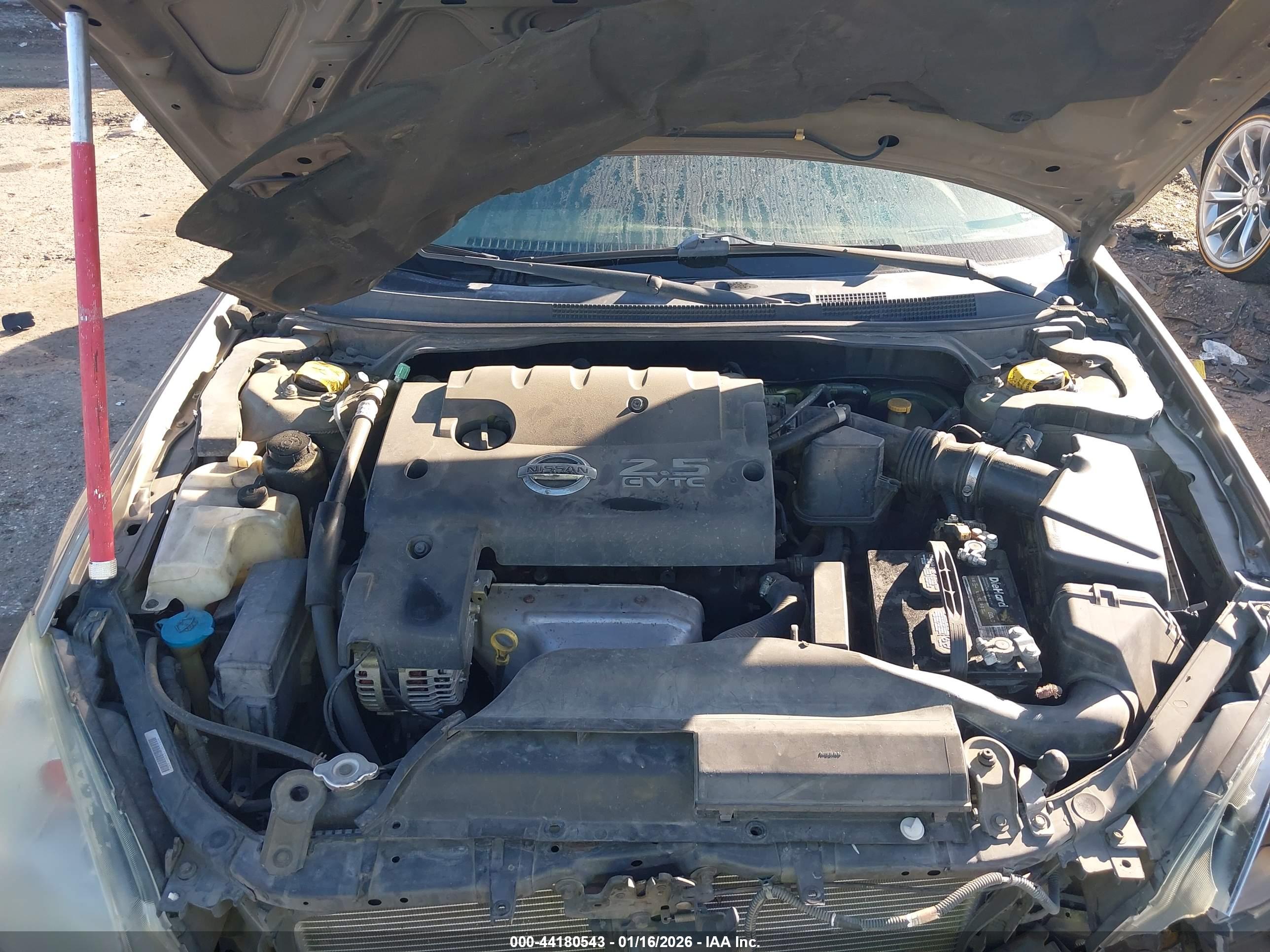 NISSAN ALTIMA image 10