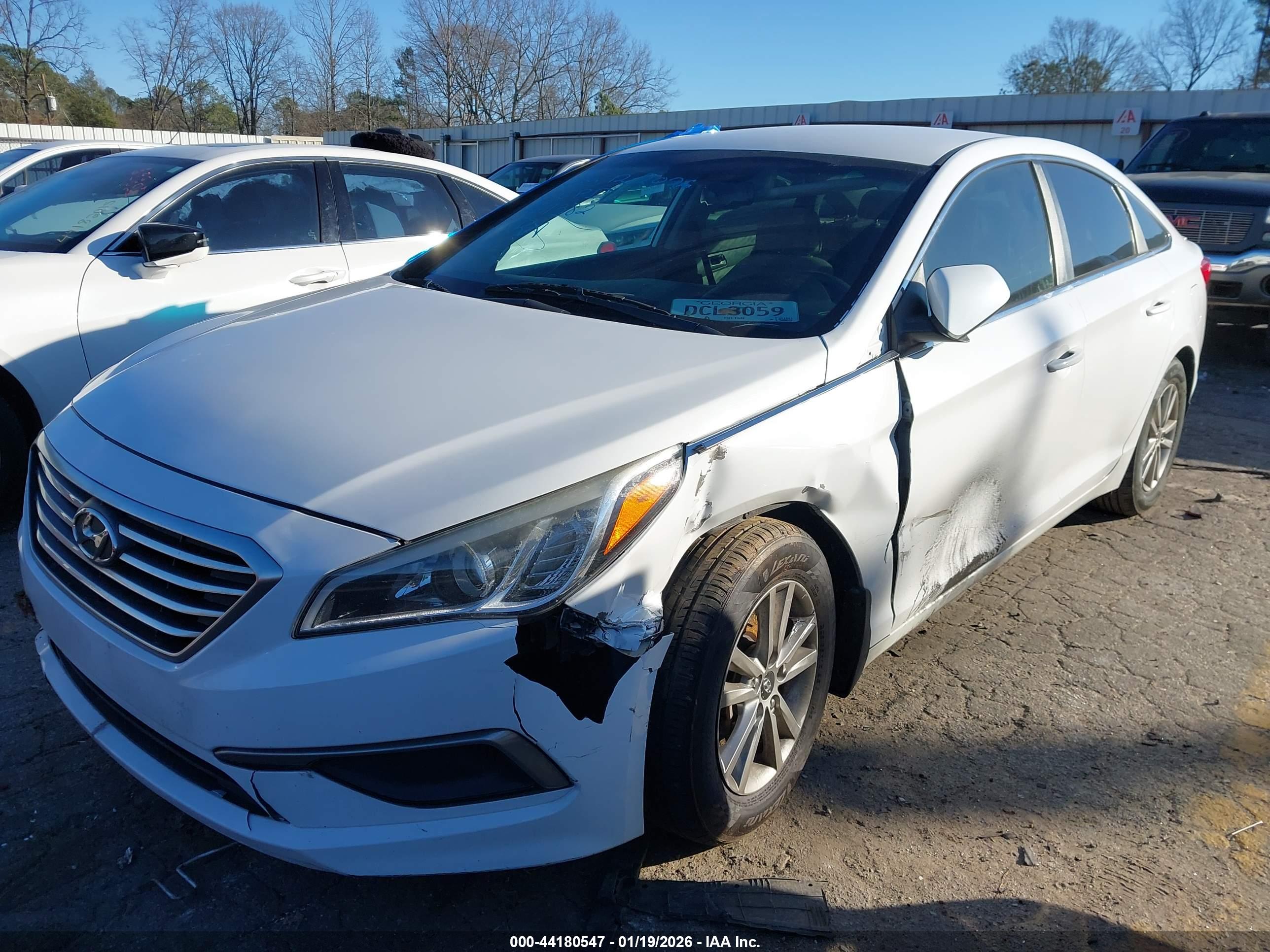 HYUNDAI SONATA image 6