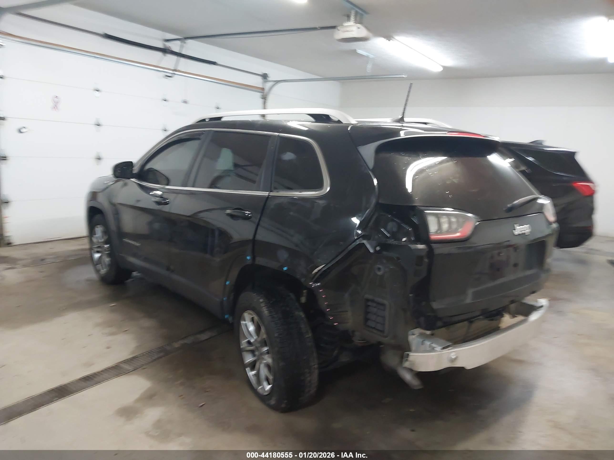JEEP CHEROKEE image 3