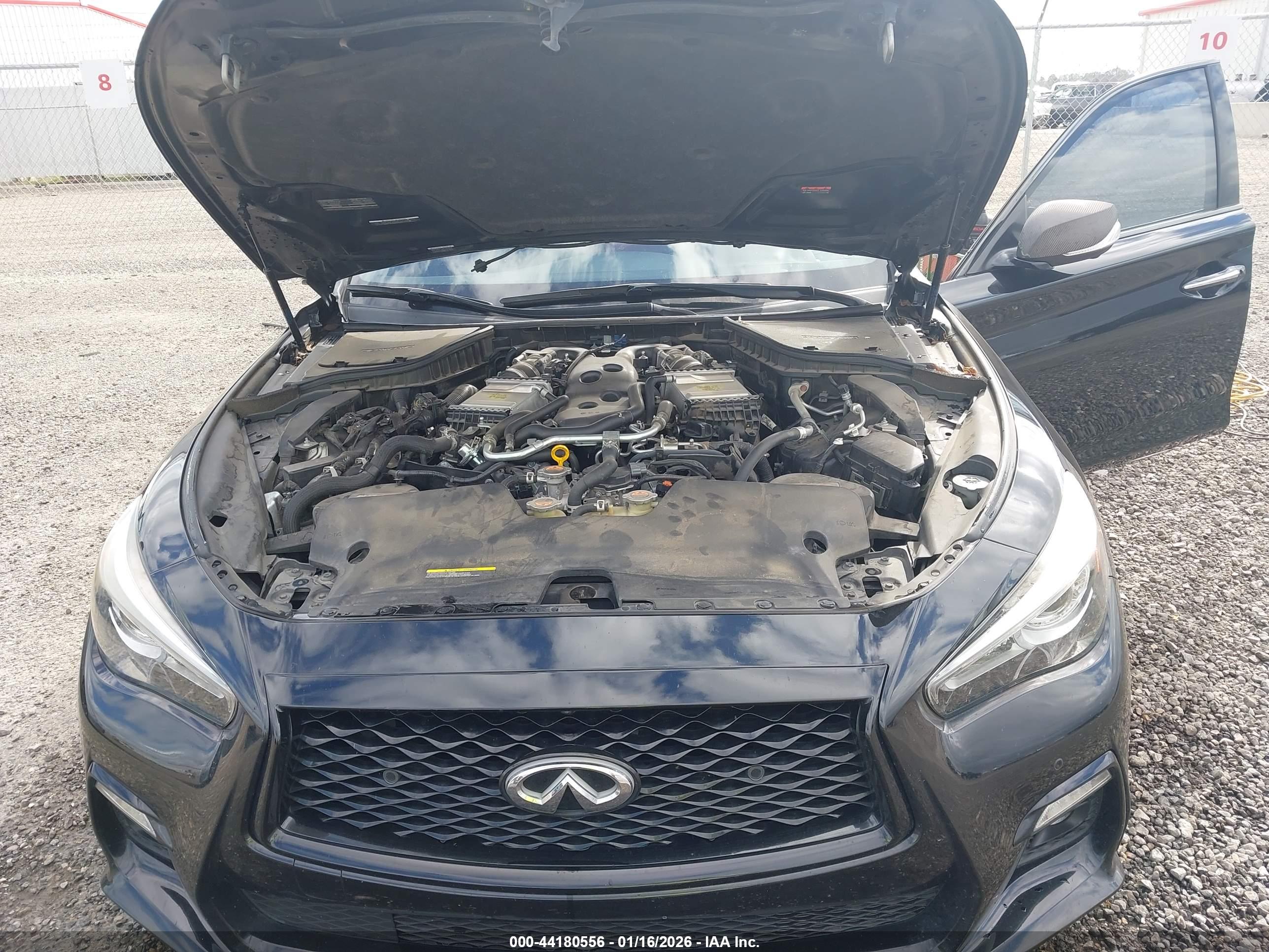 INFINITI Q50 image 10