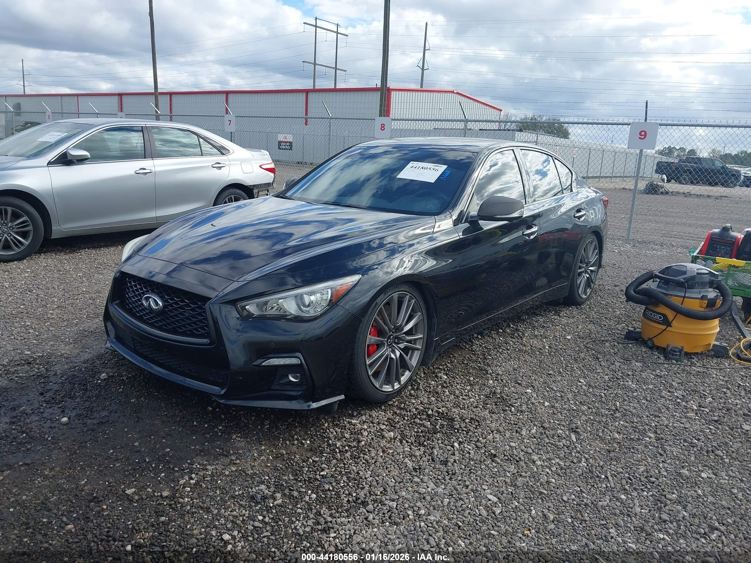 INFINITI Q50 image 2