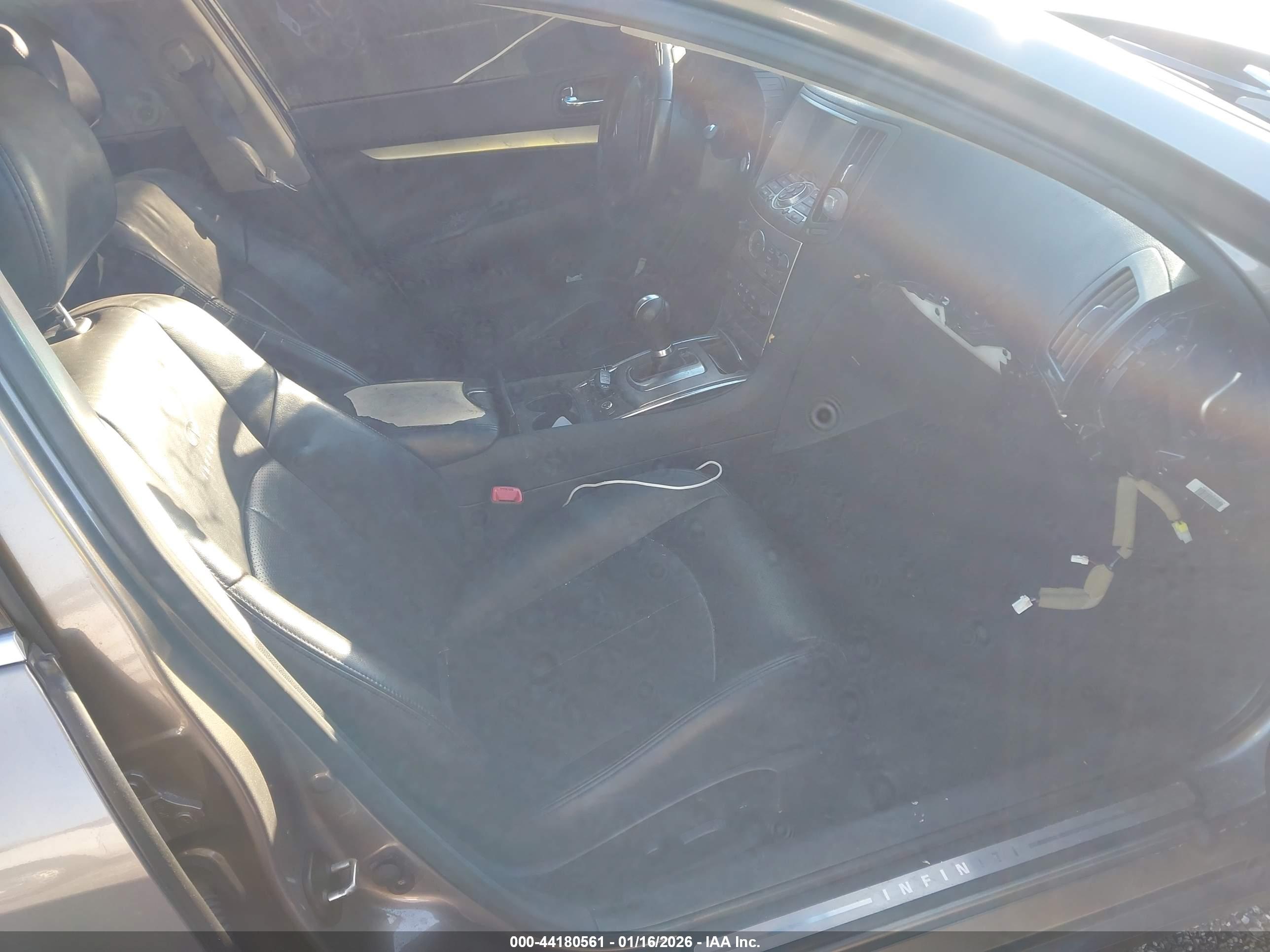 INFINITI G37X image 5