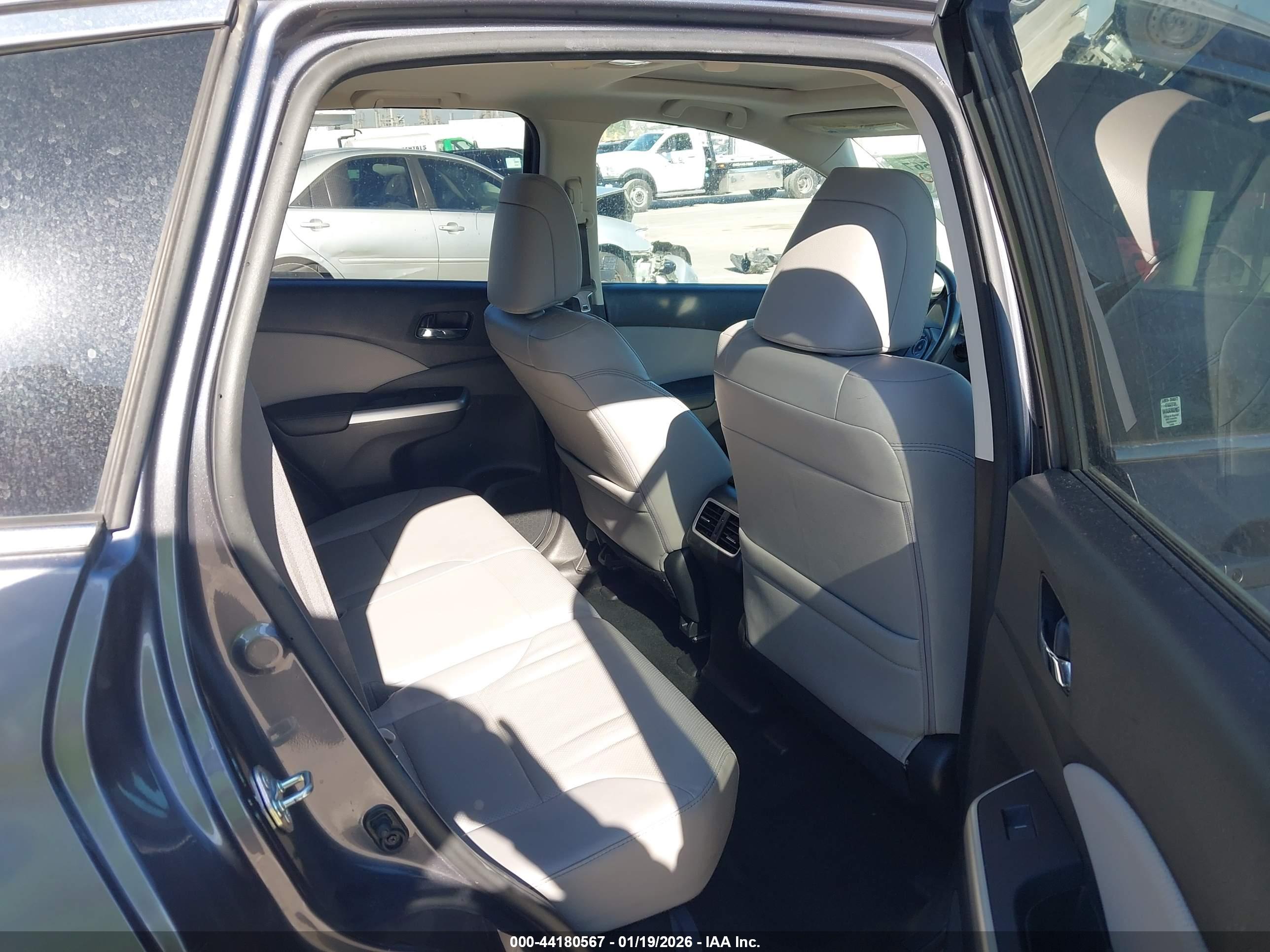 HONDA CR-V image 8