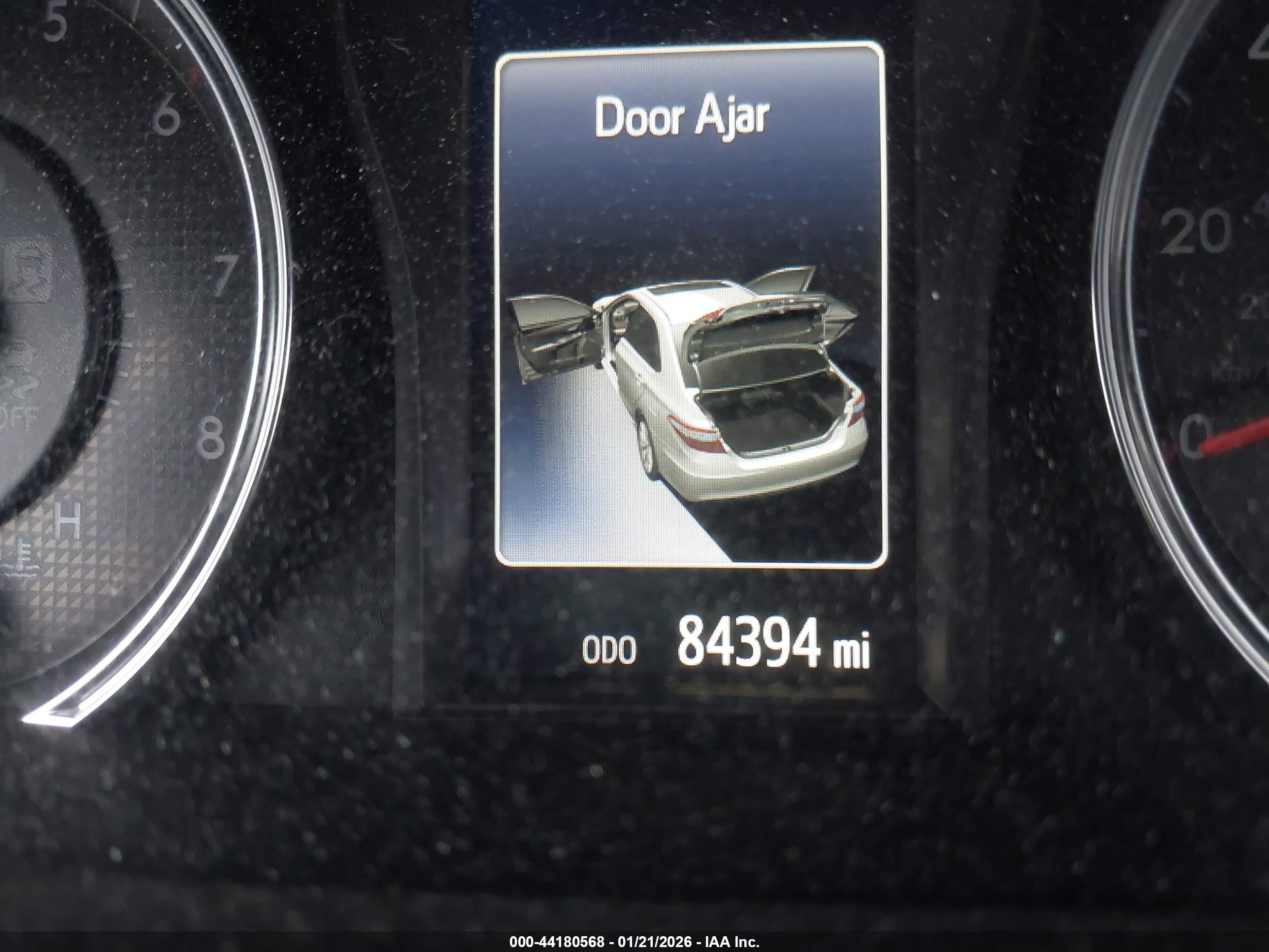 TOYOTA CAMRY image 7