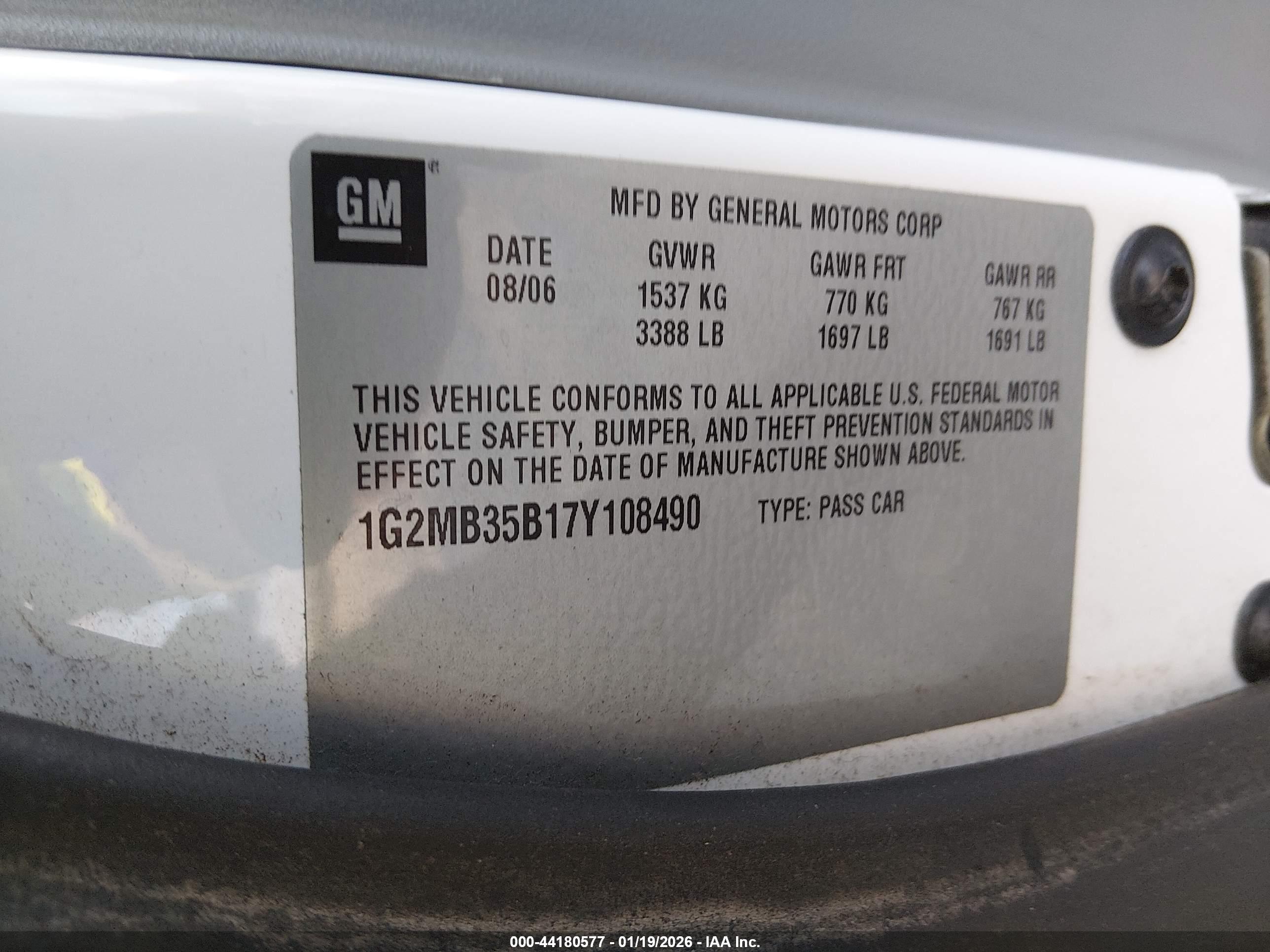PONTIAC SOLSTICE image 9