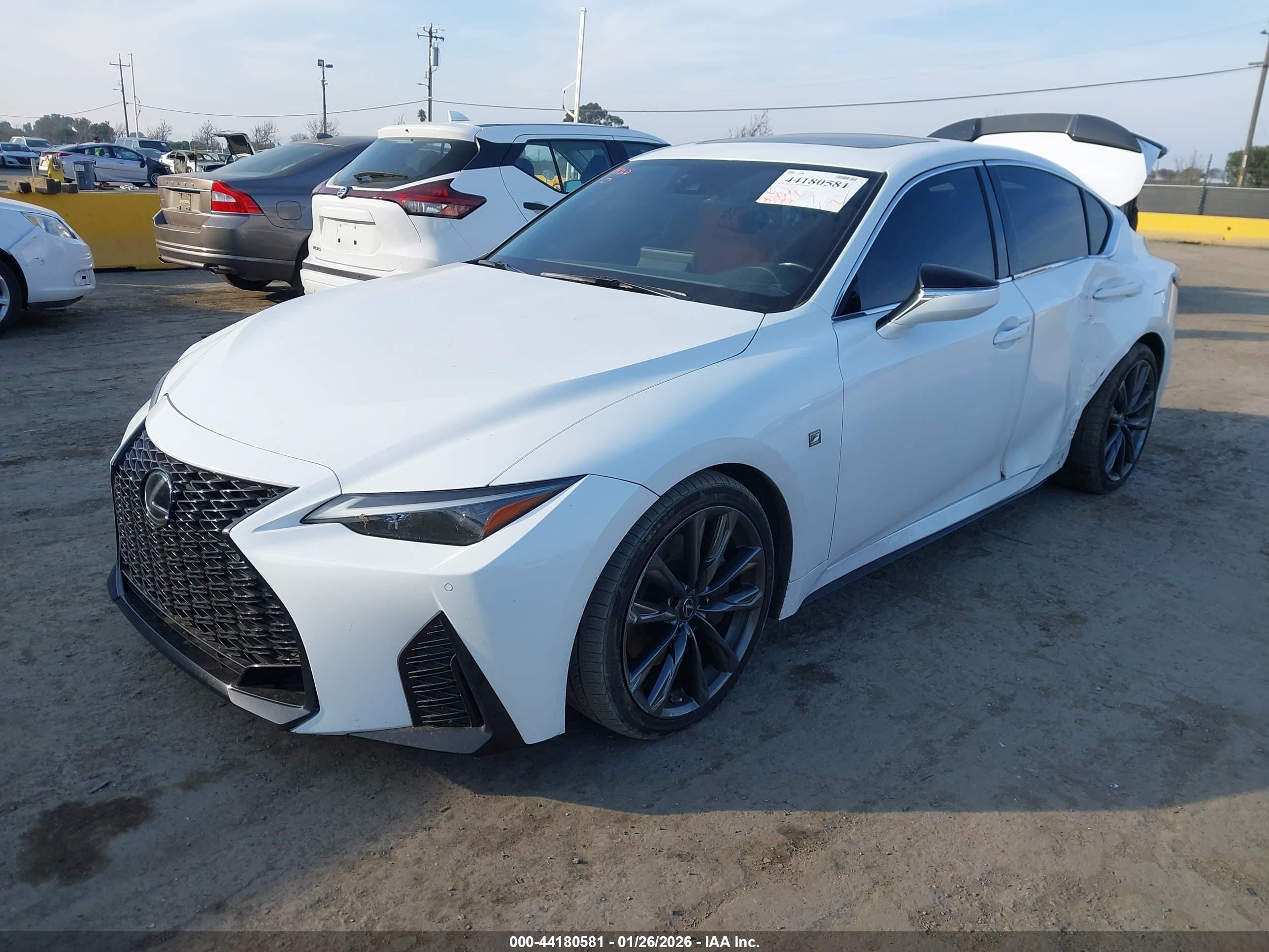 LEXUS IS image 2