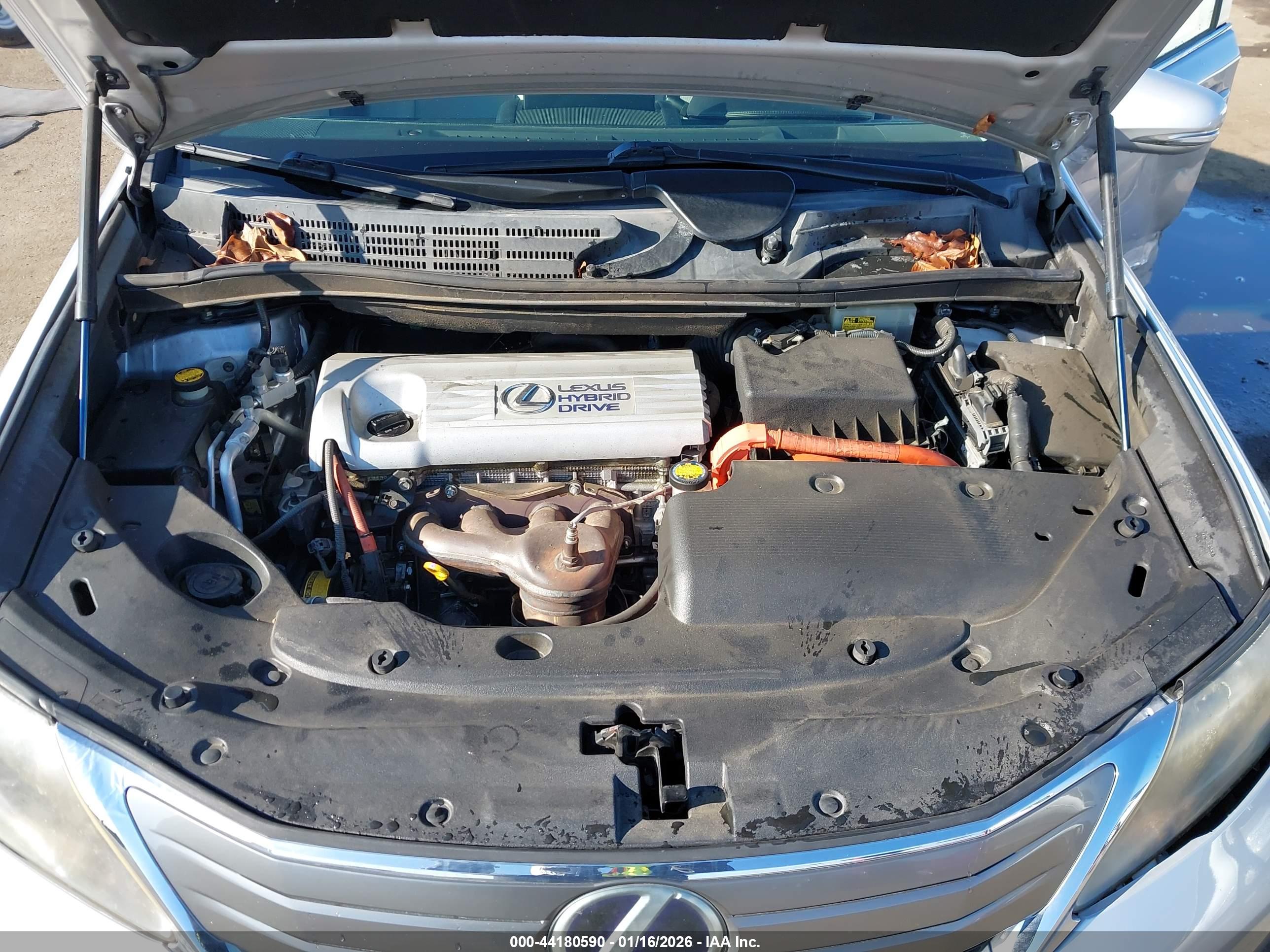 LEXUS HS image 10