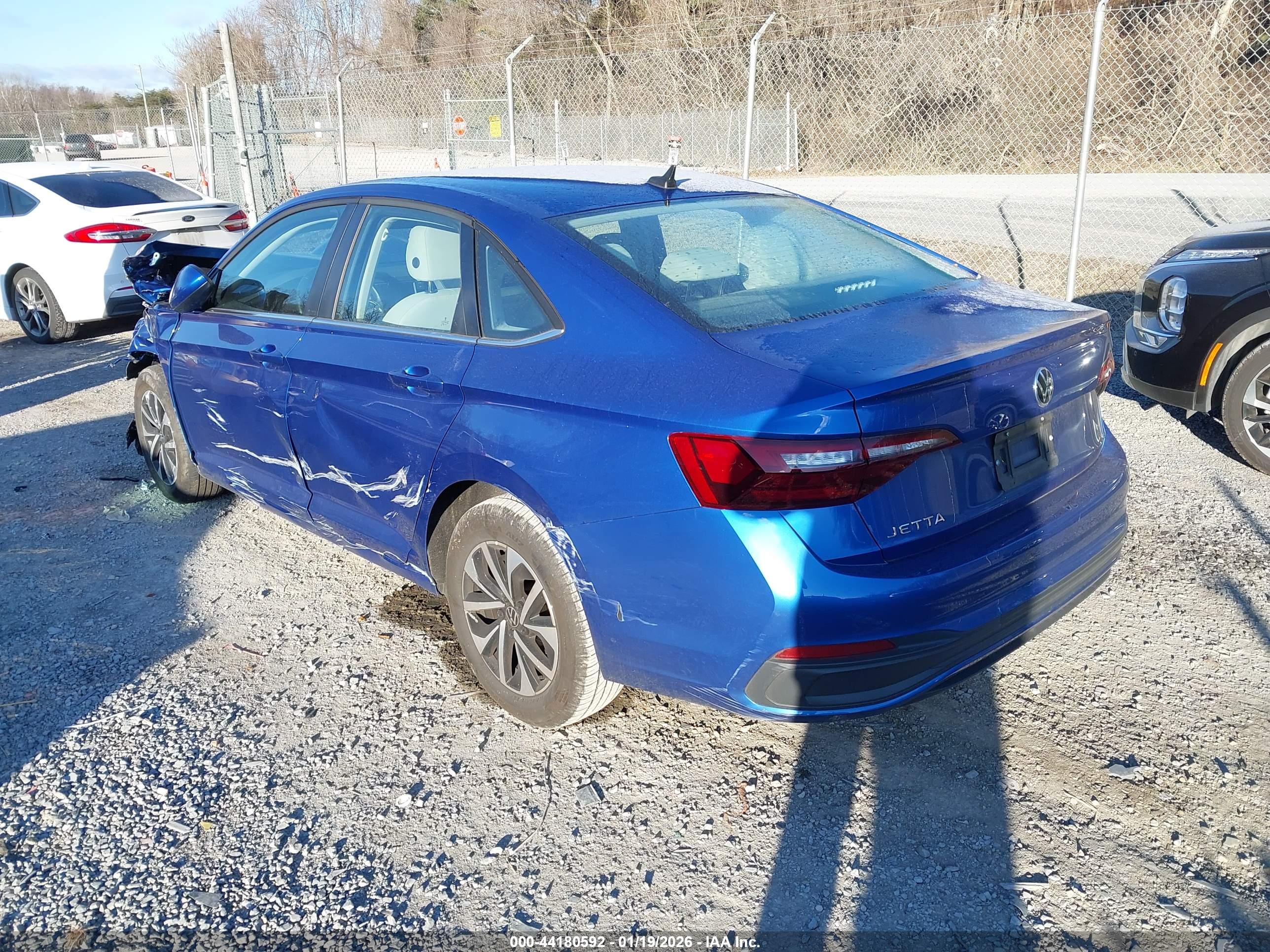 VOLKSWAGEN JETTA image 3