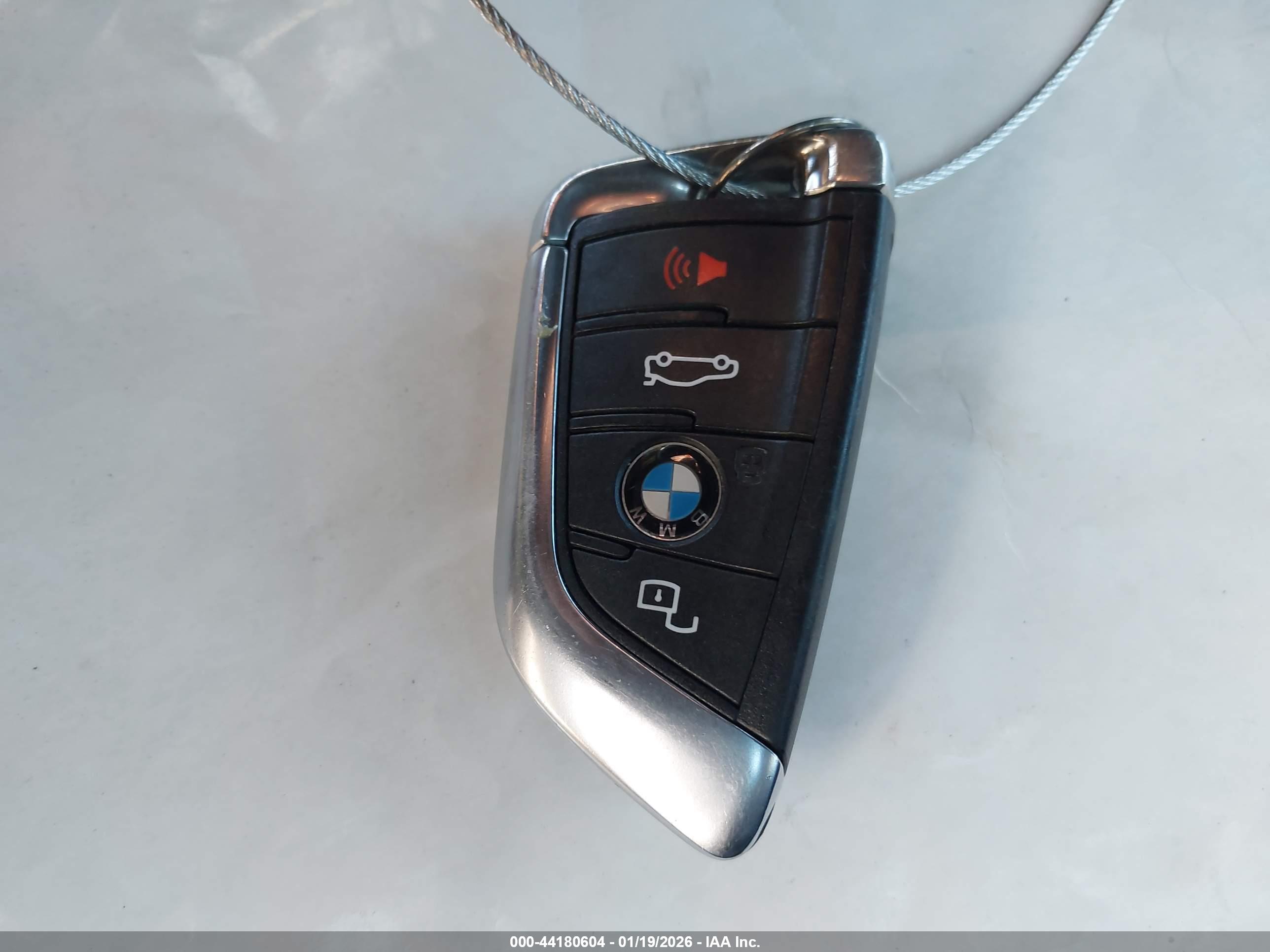 BMW 330I image 11