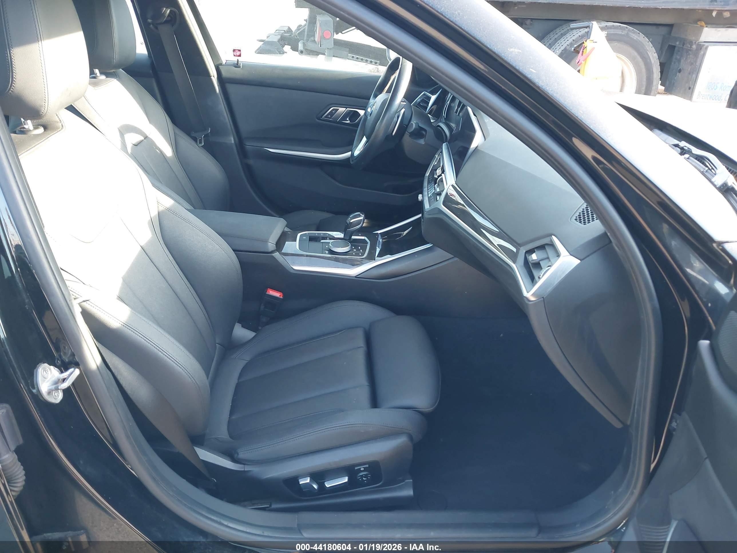 BMW 330I image 5