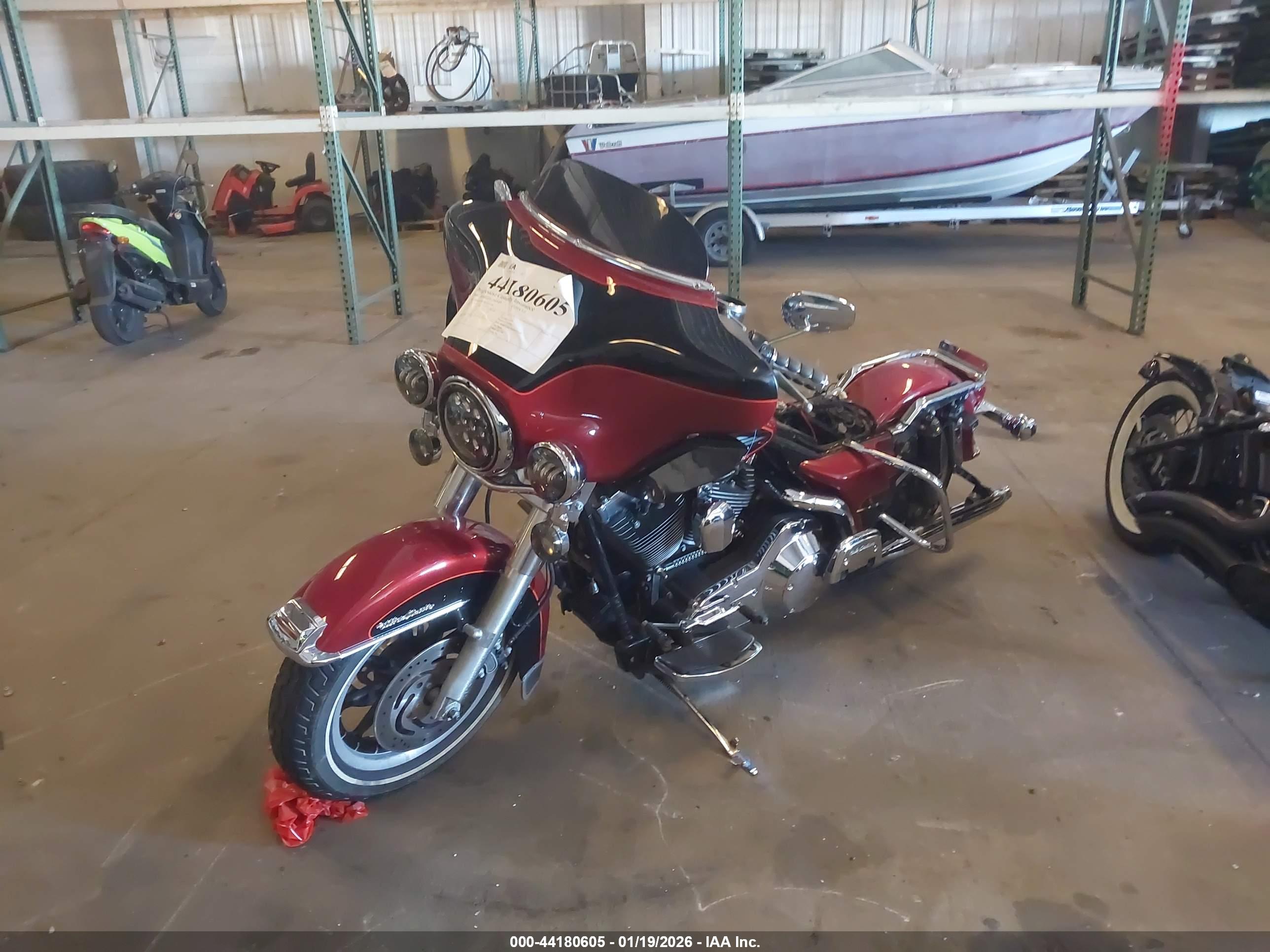 HARLEY-DAVIDSON FLHTCUI image 2