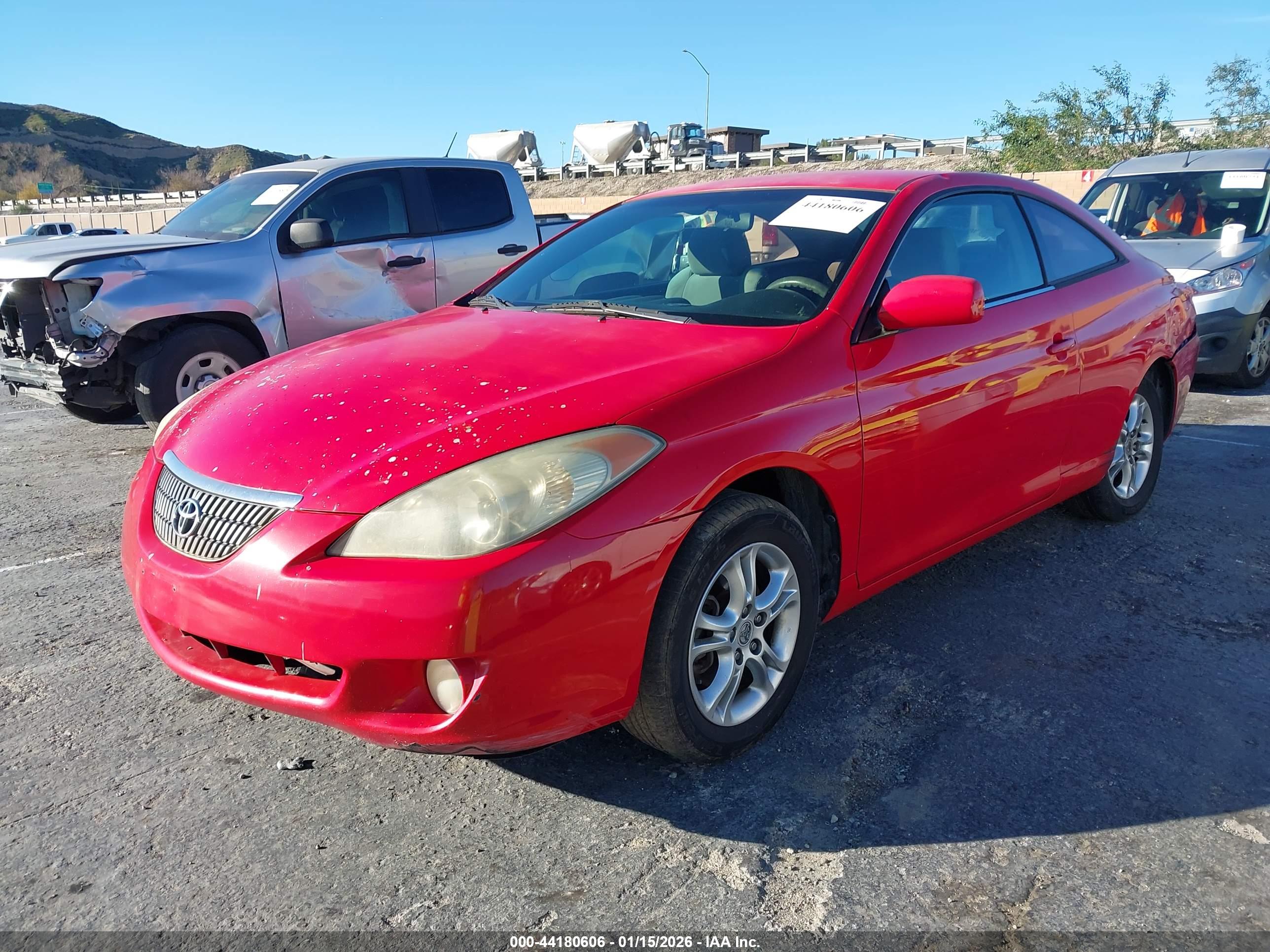 TOYOTA CAMRY image 2