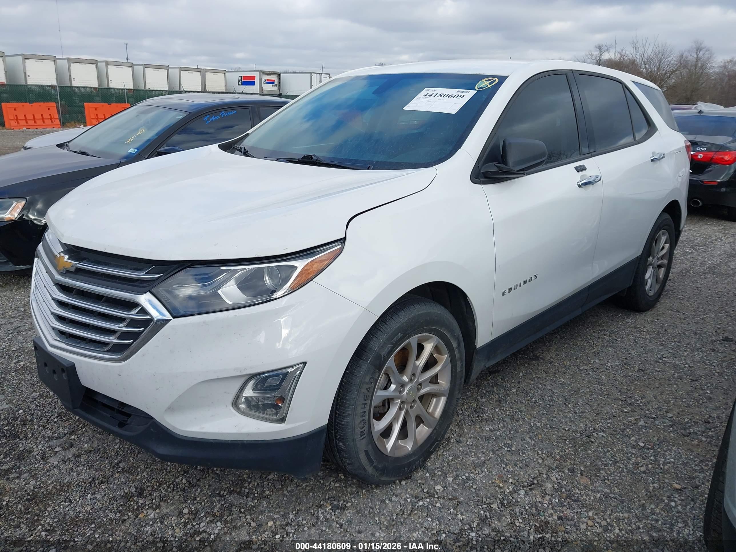 CHEVROLET EQUINOX image 2