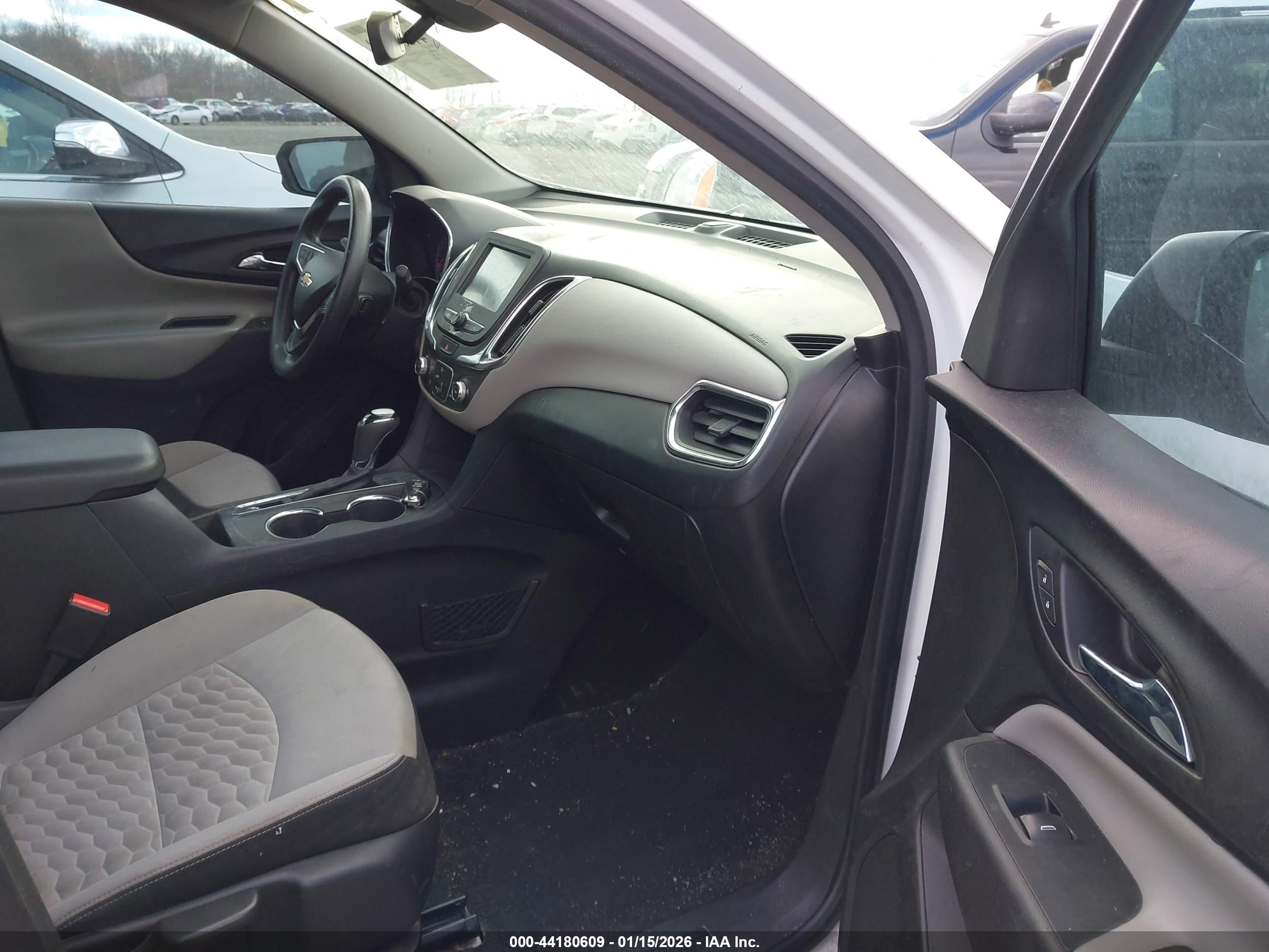 CHEVROLET EQUINOX image 5